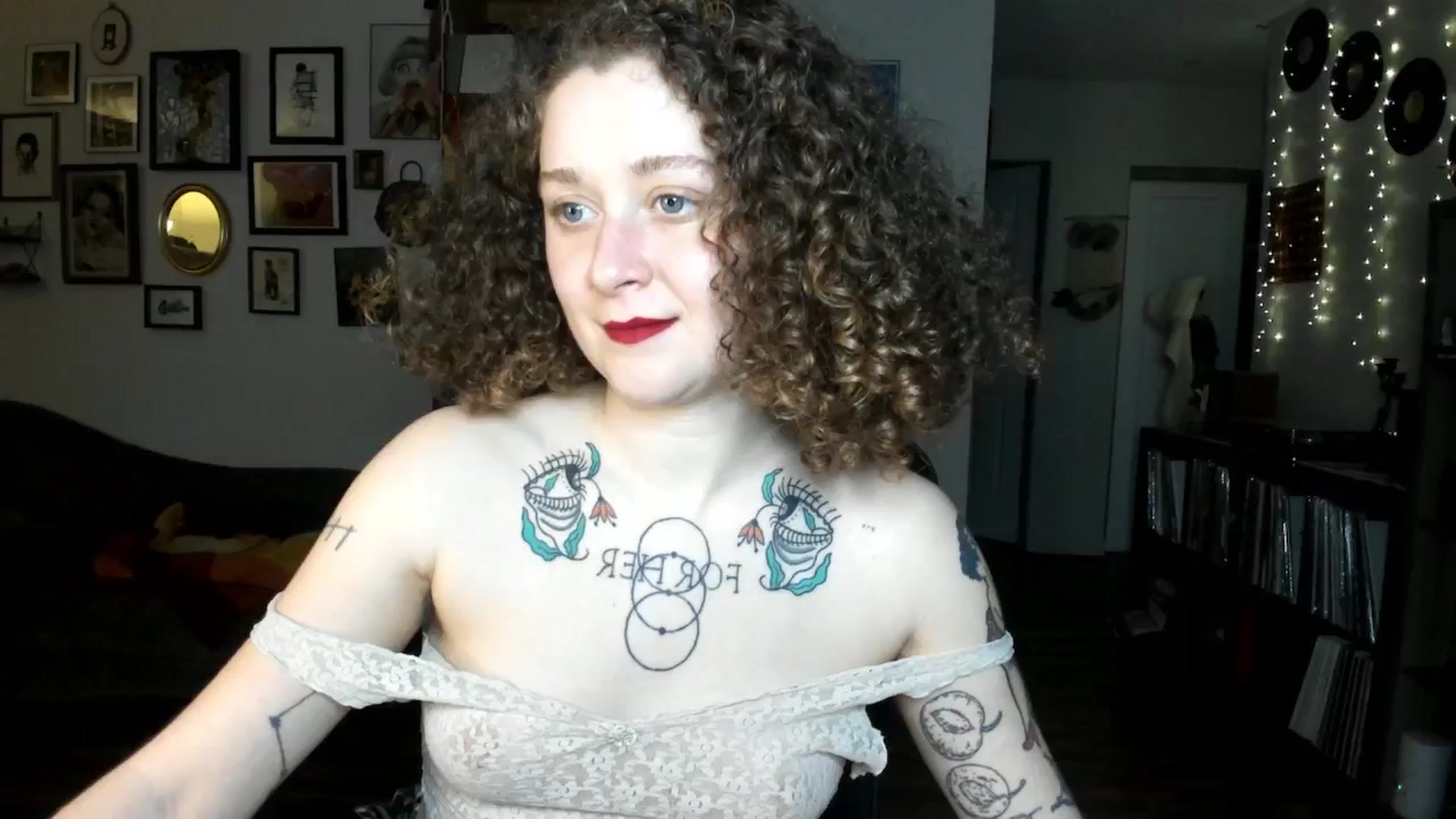 Gallery image thumbnail from PeachyQueen_'s myfreecams stream on, 12/13/2024, 22:14 image 3 of 20