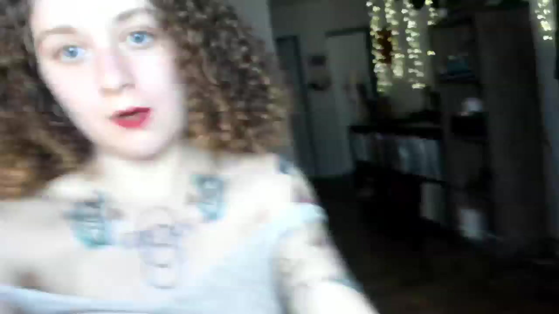 Gallery image thumbnail from PeachyQueen_'s myfreecams stream on, 12/13/2024, 22:14 image 12 of 20