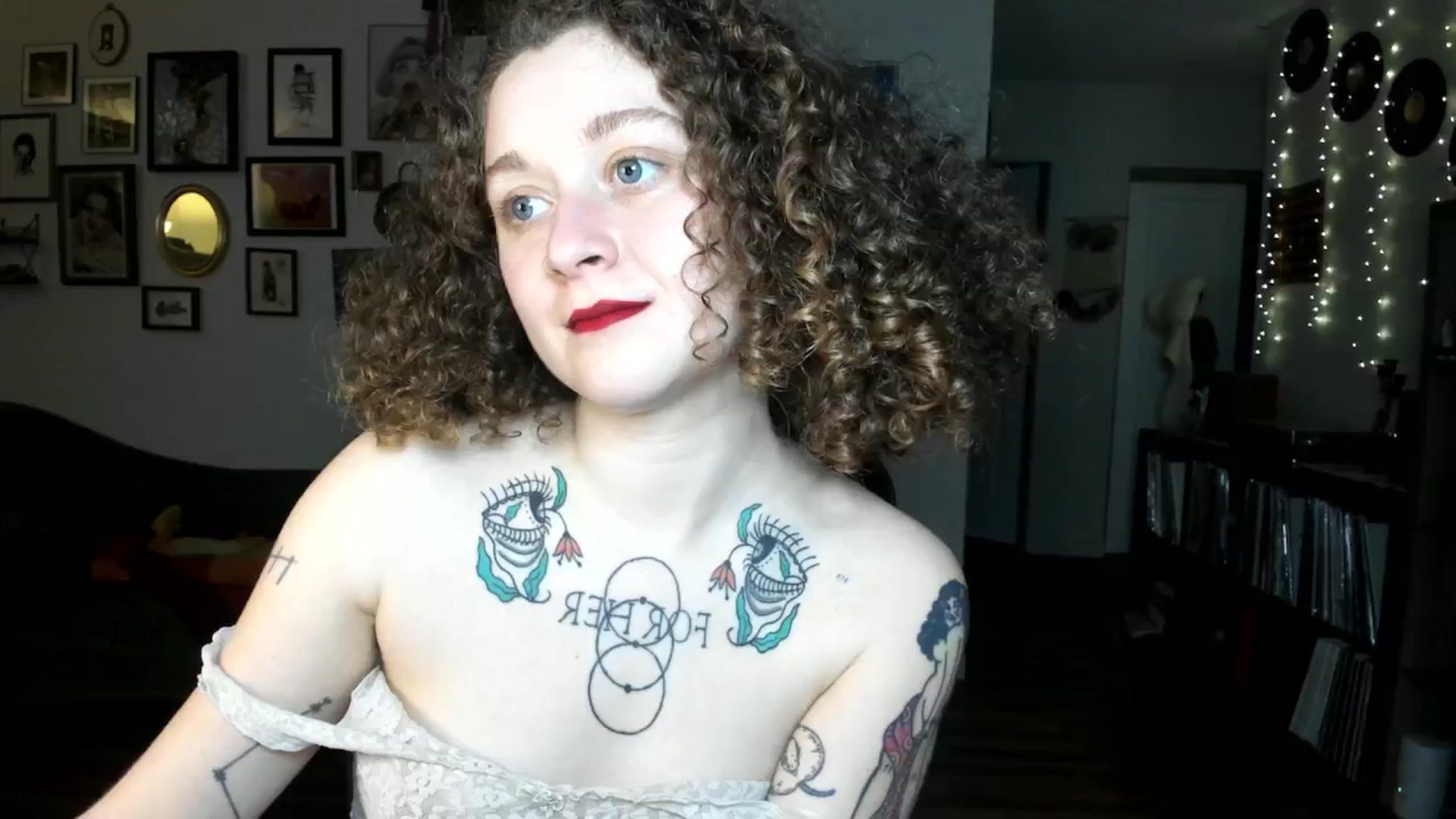 Gallery image thumbnail from PeachyQueen_'s myfreecams stream on, 12/13/2024, 22:14 image 5 of 20