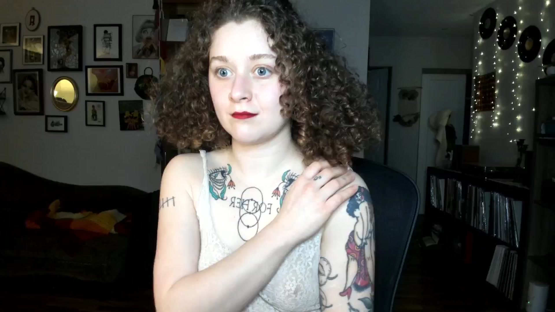 Gallery image thumbnail from PeachyQueen_'s myfreecams stream on, 12/13/2024, 22:14 image 16 of 20