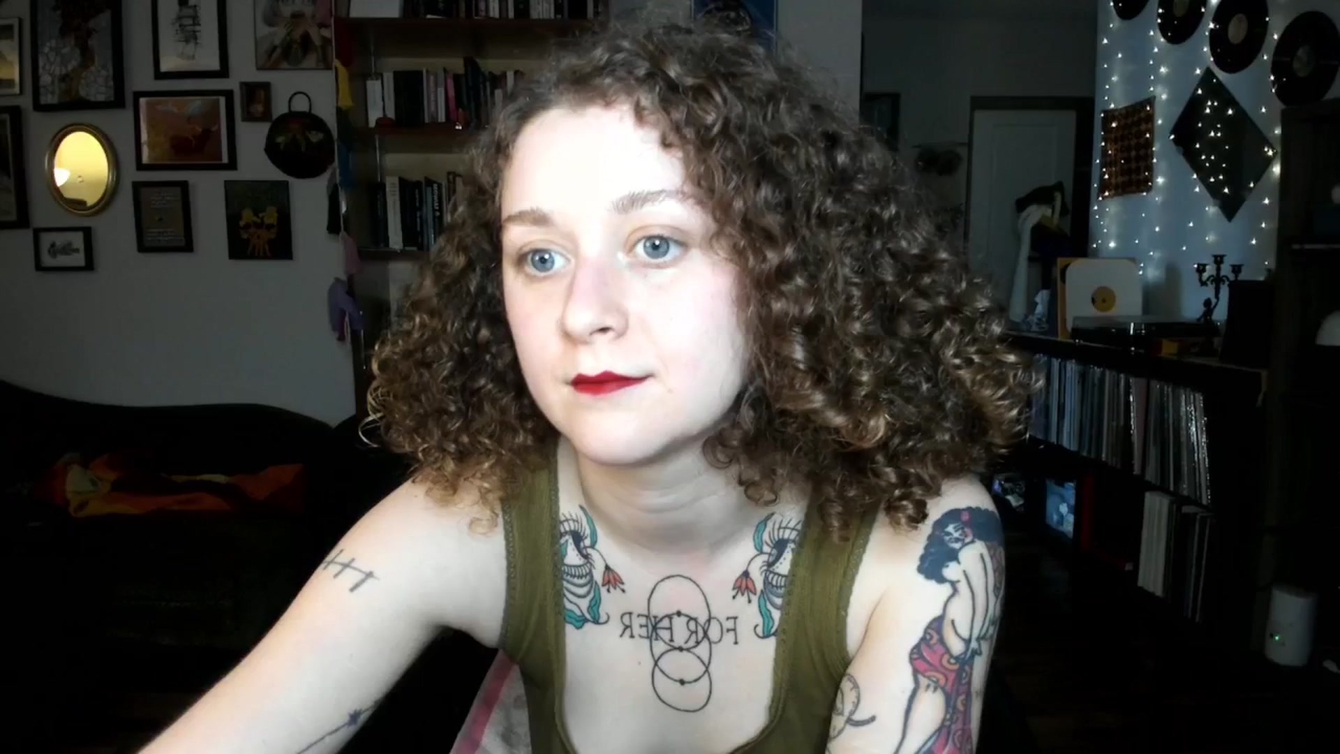 Gallery image thumbnail from PeachyQueen_'s myfreecams stream on, 12/30/2024, 20:12 image 11 of 20