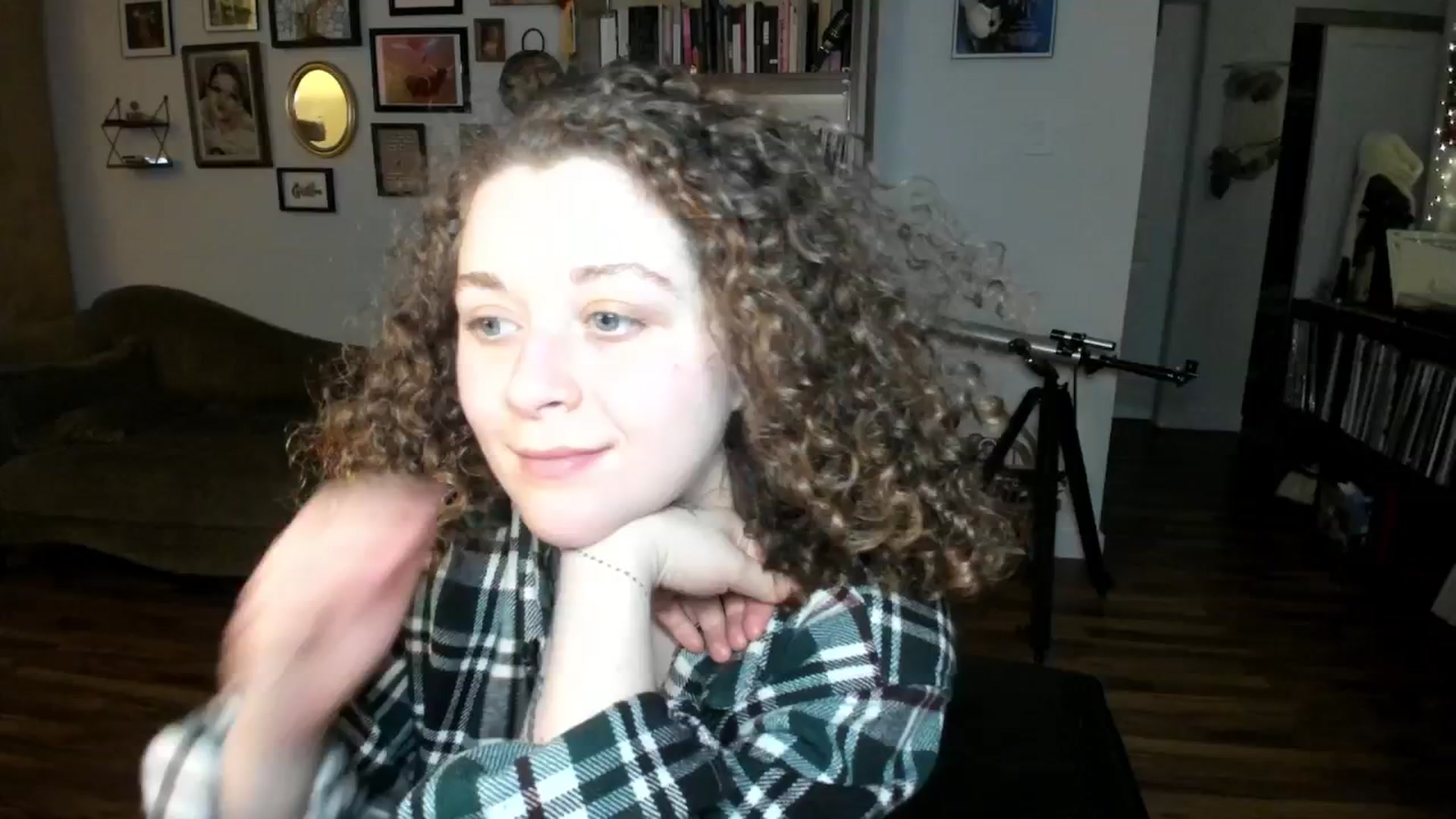 Gallery image thumbnail from PeachyQueen_'s myfreecams stream on, 01/06/2025, 22:16 image 20 of 20