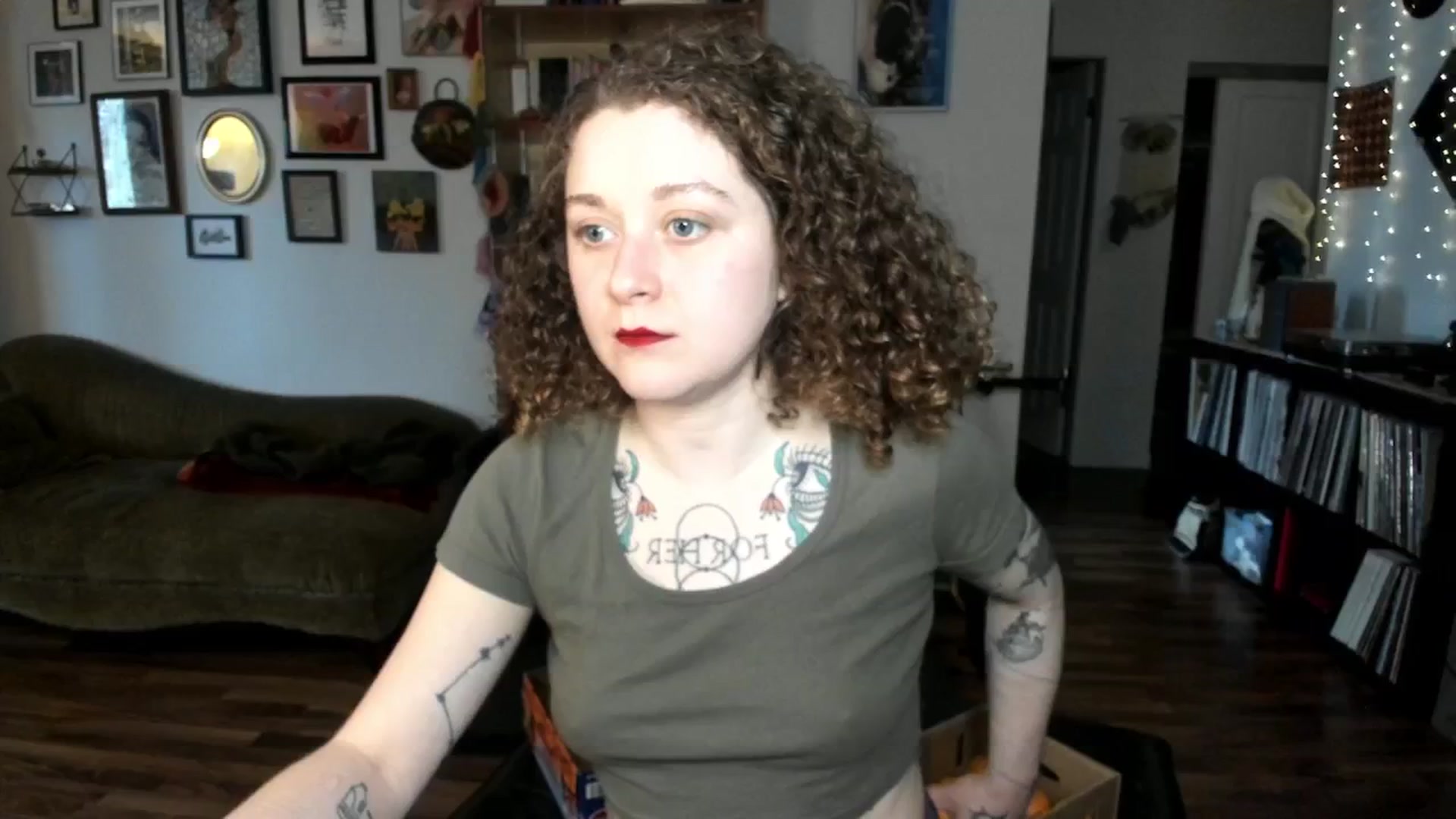 Gallery image thumbnail from PeachyQueen_'s myfreecams stream on, 01/08/2025, 19:57 image 20 of 20