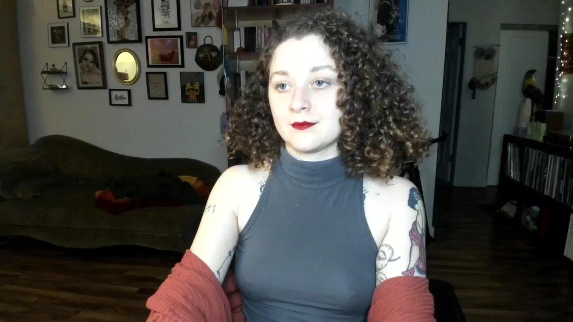 Gallery image thumbnail from PeachyQueen_'s myfreecams stream on, 01/22/2025, 22:53 image 2 of 20