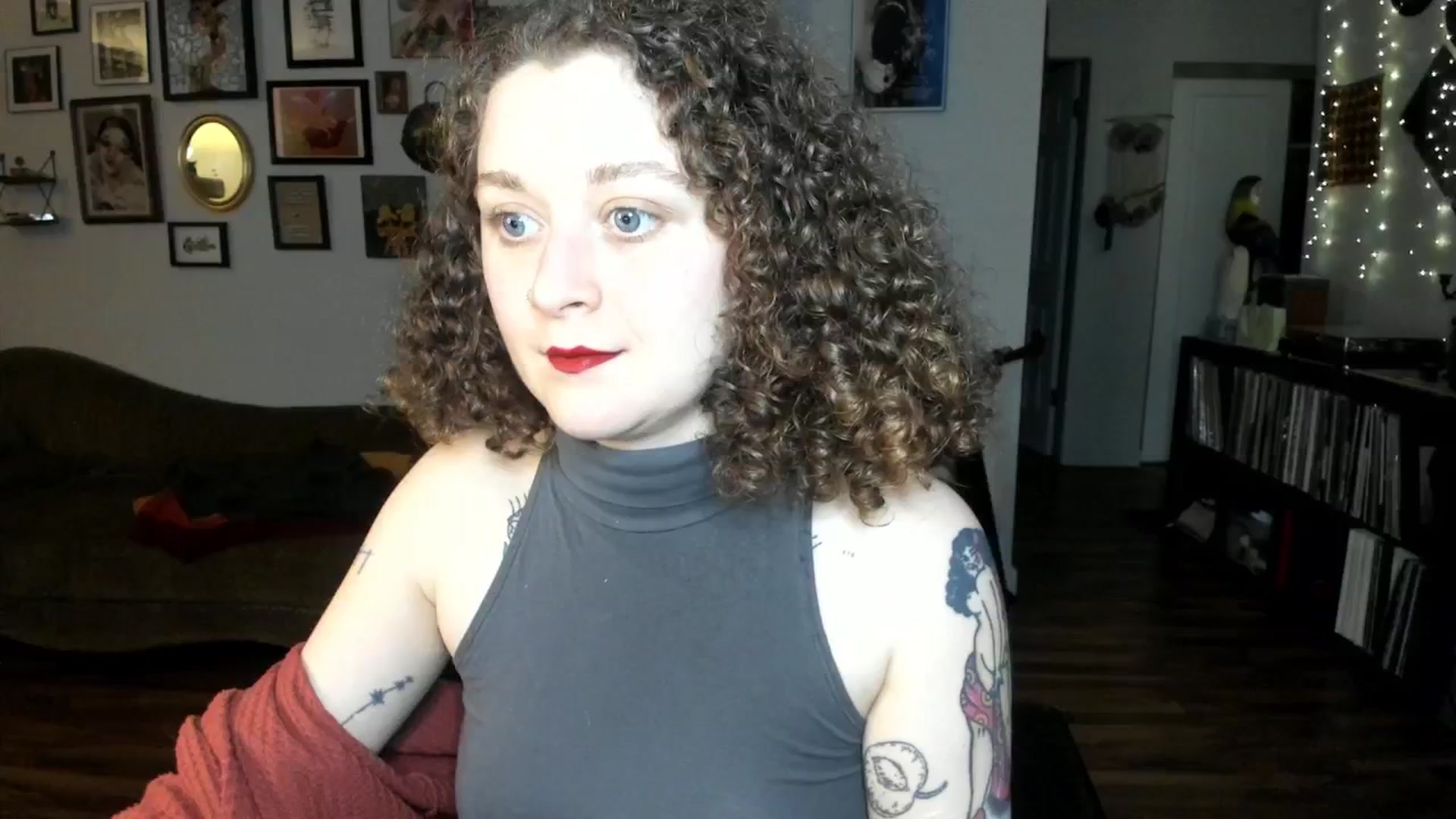 Gallery image thumbnail from PeachyQueen_'s myfreecams stream on, 01/22/2025, 22:53 image 7 of 20