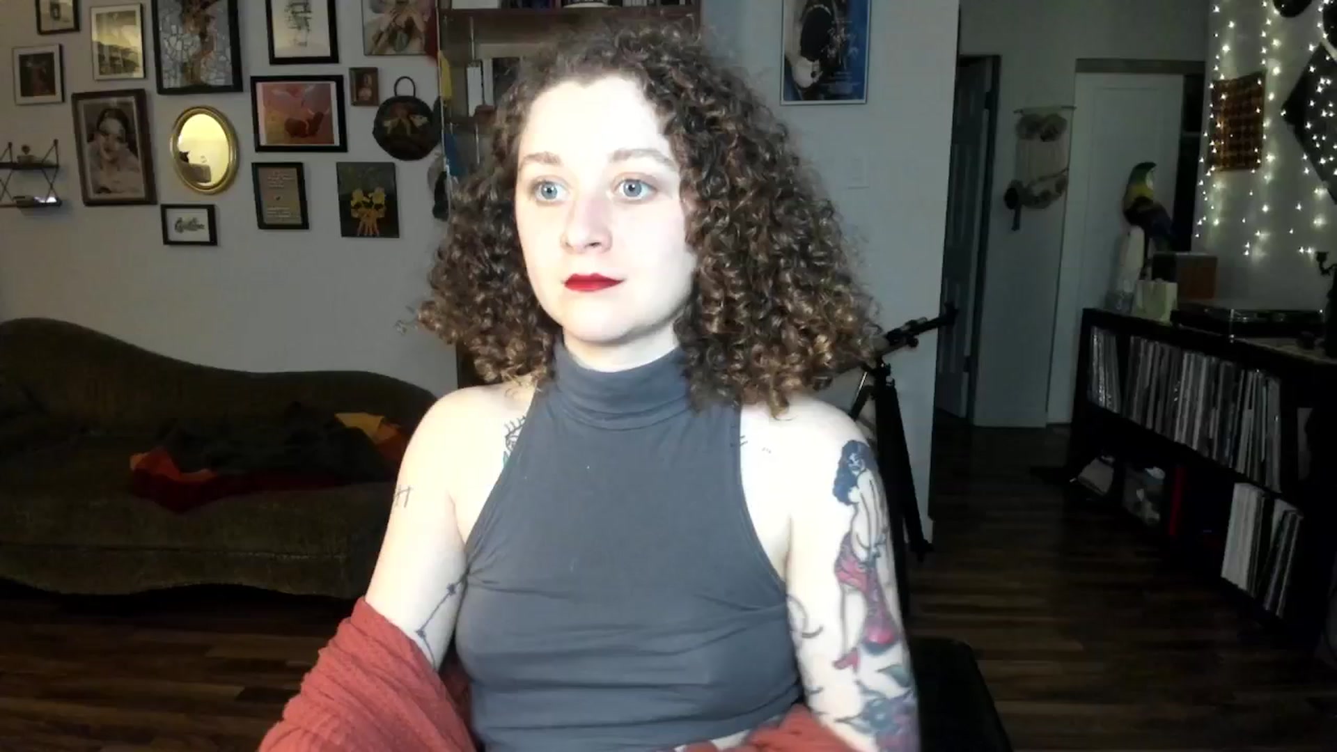Gallery image thumbnail from PeachyQueen_'s myfreecams stream on, 01/22/2025, 22:53 image 5 of 20