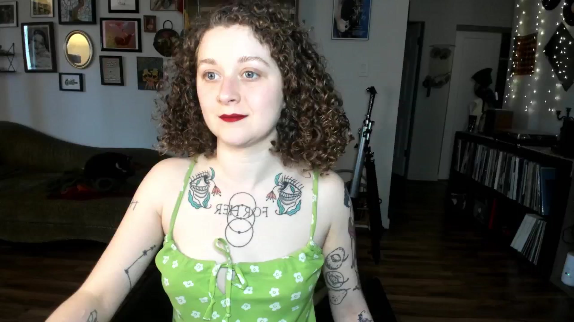 Gallery image thumbnail from PeachyQueen_'s myfreecams stream on, 01/27/2025, 22:27 image 2 of 20