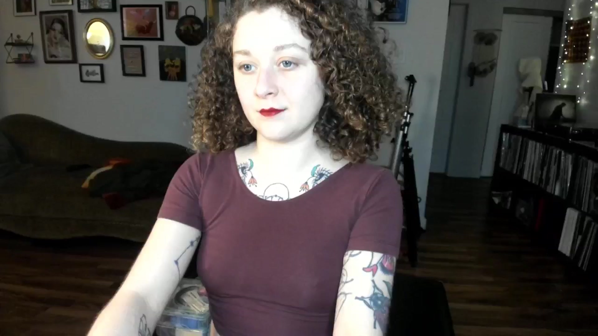 Gallery image thumbnail from PeachyQueen_'s myfreecams stream on, 01/31/2025, 20:13 image 2 of 20