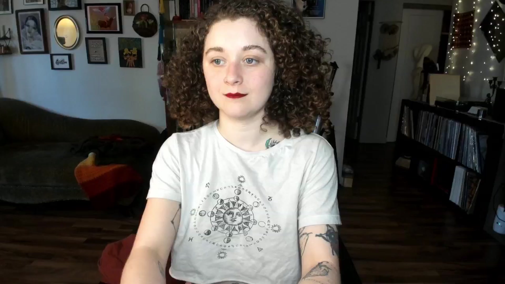 Gallery image thumbnail from PeachyQueen_'s myfreecams stream on, 02/06/2025, 20:26 image 19 of 20