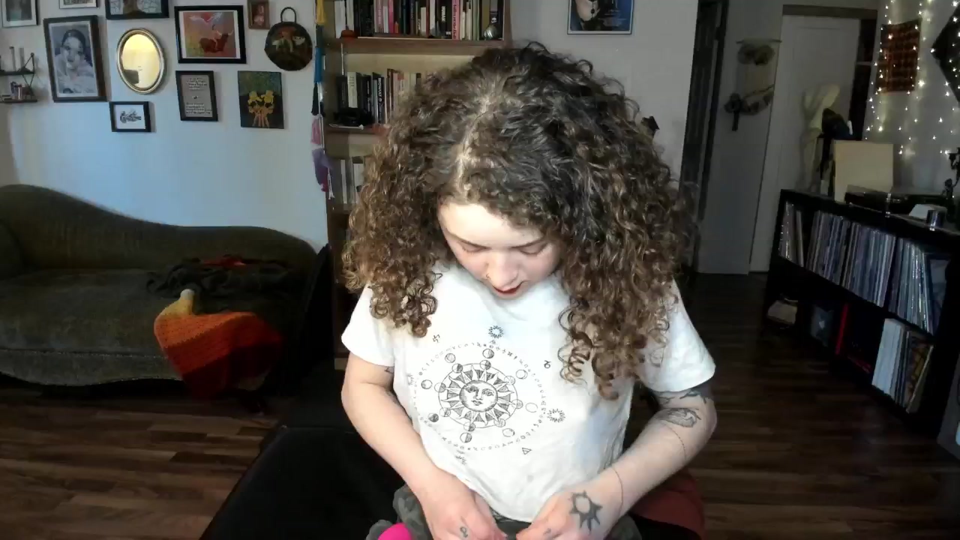 Gallery image thumbnail from PeachyQueen_'s myfreecams stream on, 02/06/2025, 20:26 image 1 of 20