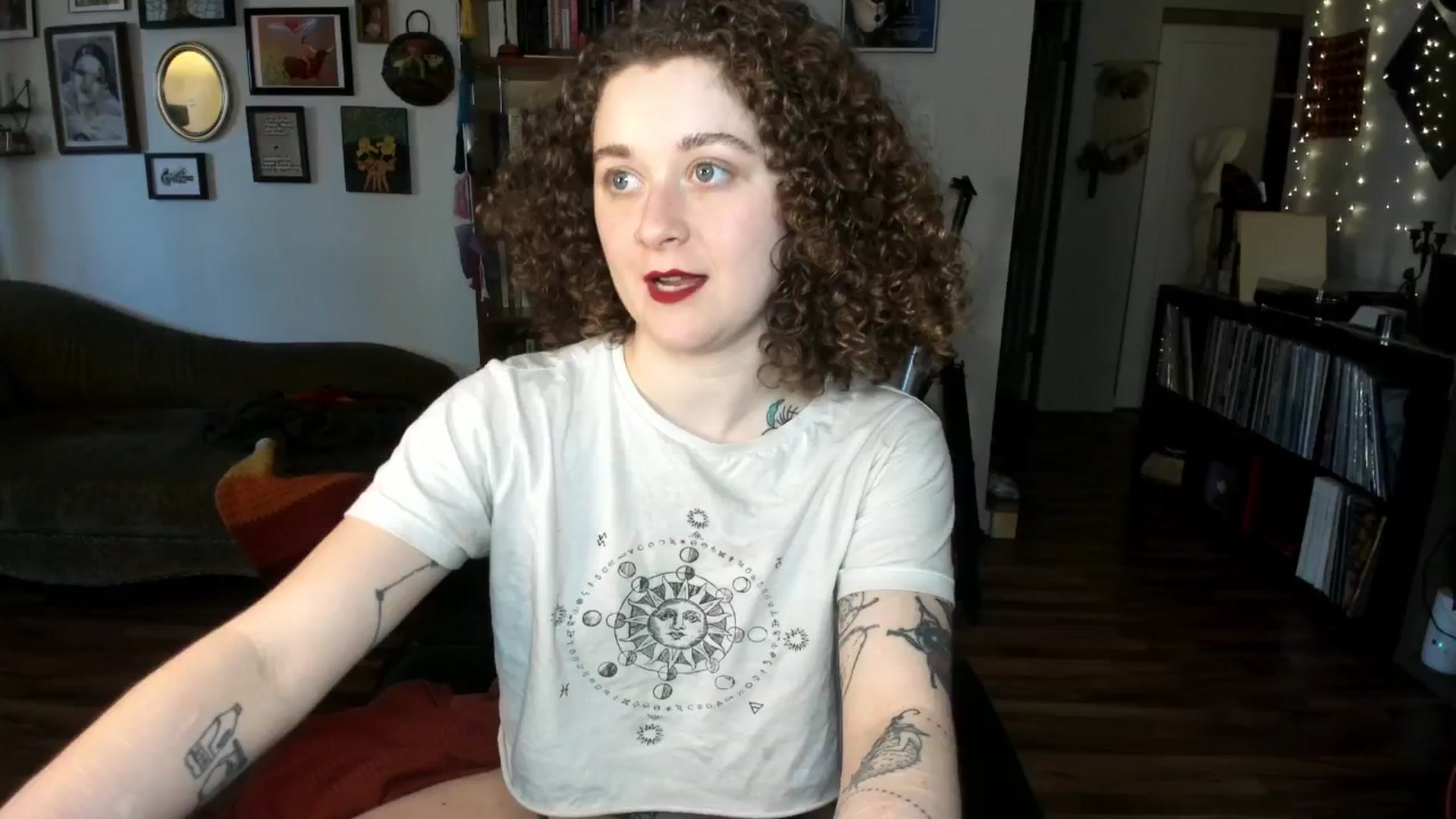 Gallery image thumbnail from PeachyQueen_'s myfreecams stream on, 02/06/2025, 21:00 image 12 of 20