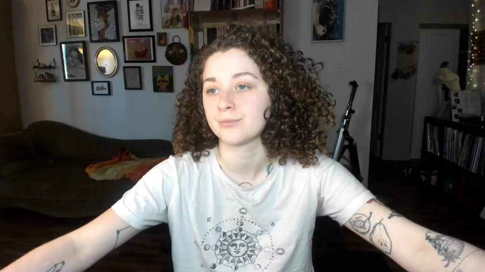 Gallery image thumbnail from PeachyQueen_'s myfreecams stream on, 02/10/2025, 21:49 image 1 of 20