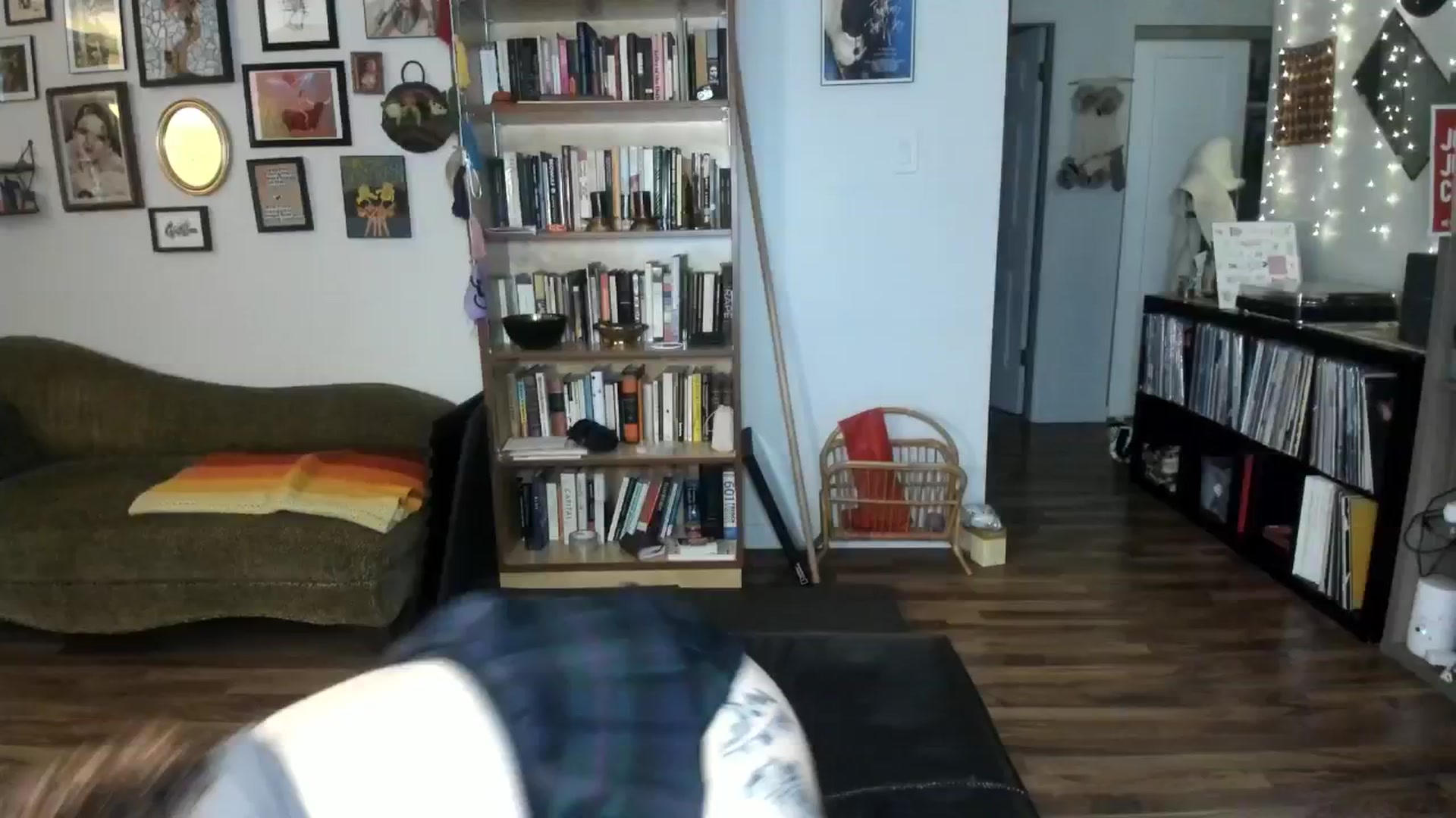 Gallery image thumbnail from PeachyQueen_'s myfreecams stream on, 02/20/2025, 21:20 image 8 of 20