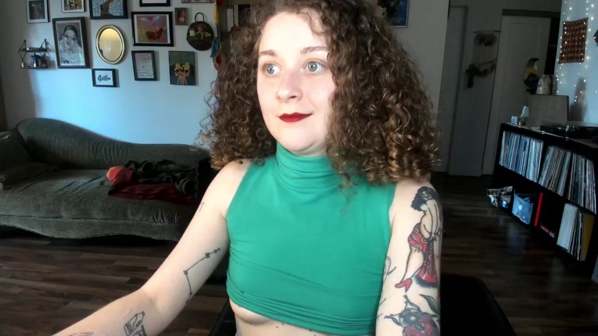 Gallery image thumbnail from PeachyQueen_'s myfreecams stream on, 02/24/2025, 21:47 image 16 of 20