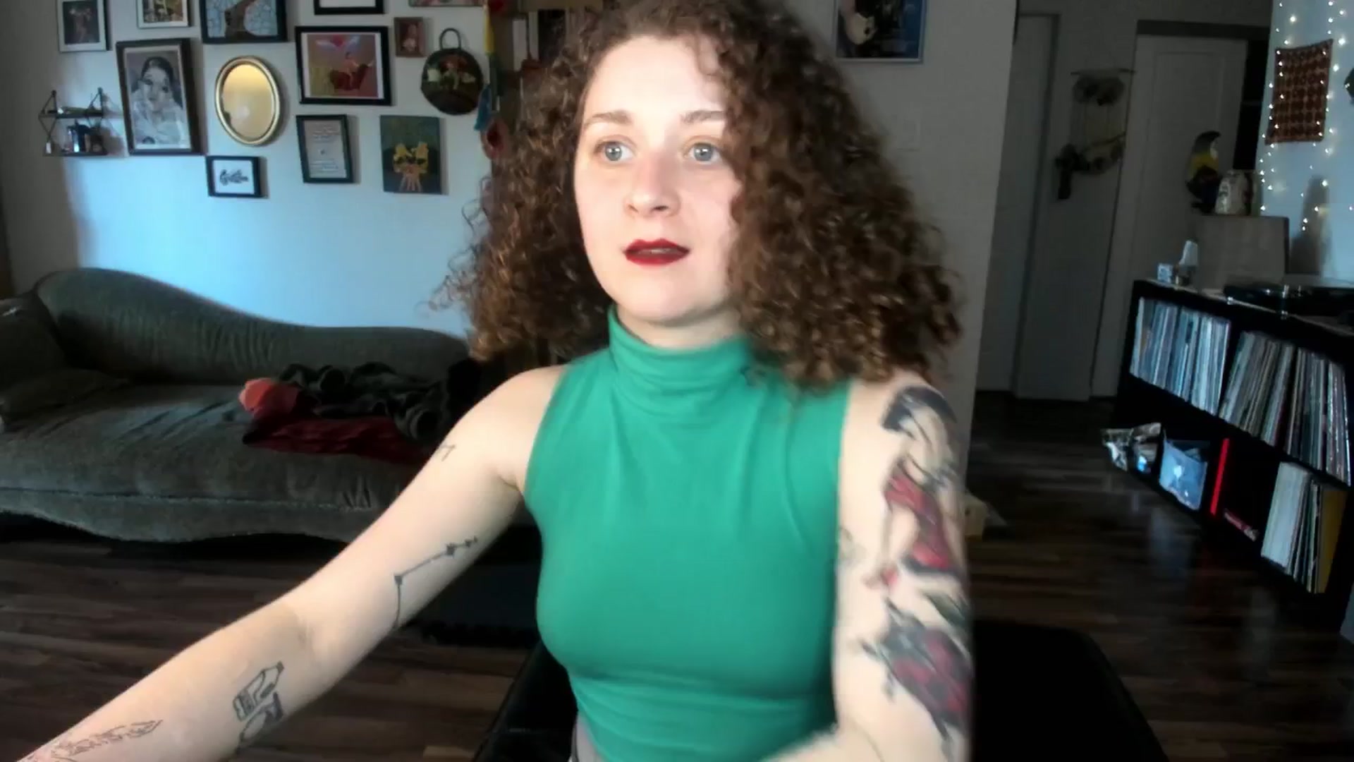 Gallery image thumbnail from PeachyQueen_'s myfreecams stream on, 02/24/2025, 21:47 image 11 of 20