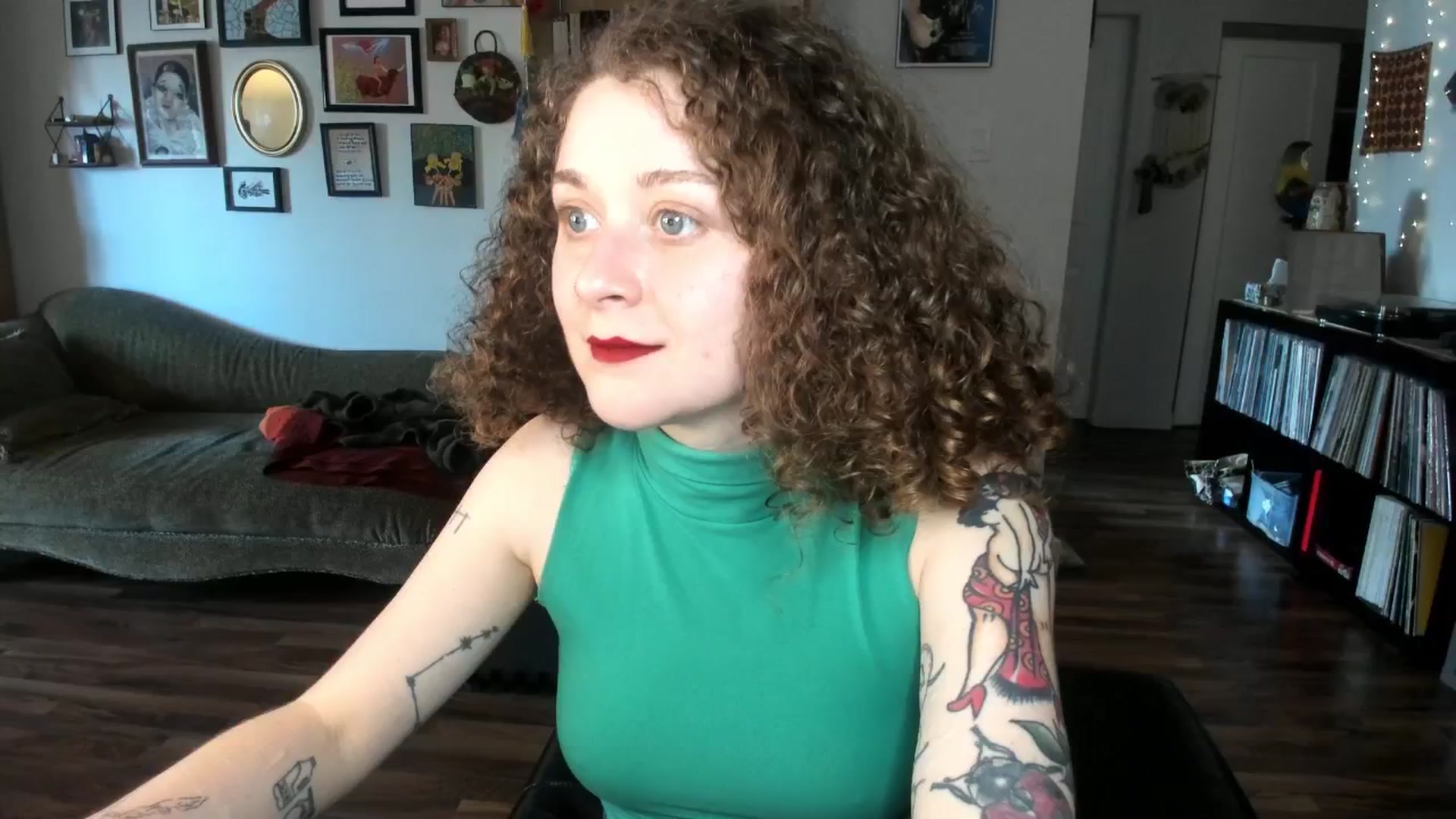 Gallery image thumbnail from PeachyQueen_'s myfreecams stream on, 02/24/2025, 21:47 image 12 of 20