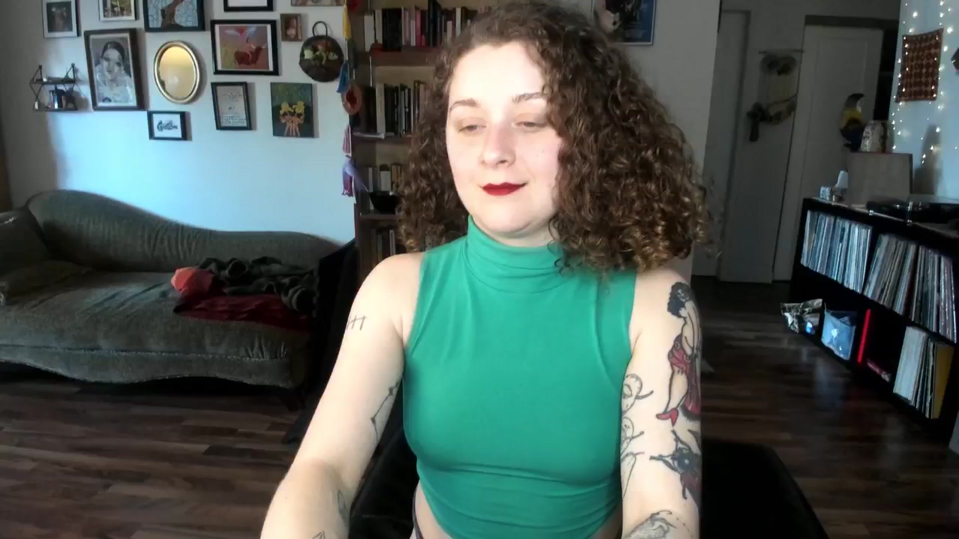 Gallery image thumbnail from PeachyQueen_'s myfreecams stream on, 02/24/2025, 21:47 image 3 of 20