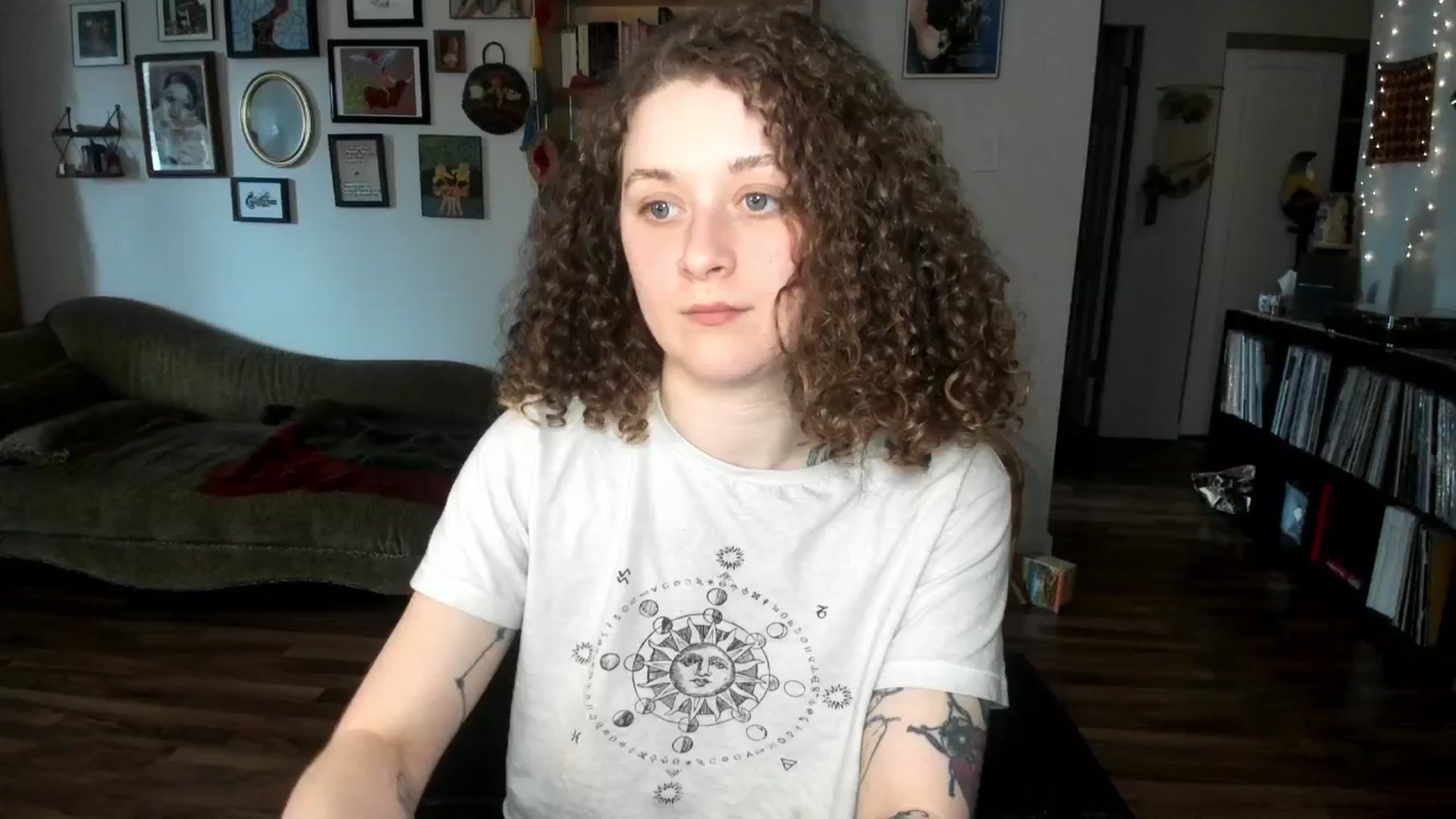 Gallery image thumbnail from PeachyQueen_'s myfreecams stream on, 02/26/2025, 21:44 image 7 of 20