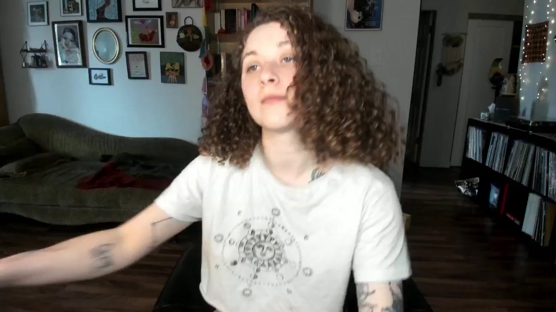 Gallery image thumbnail from PeachyQueen_'s myfreecams stream on, 02/26/2025, 21:44 image 2 of 20