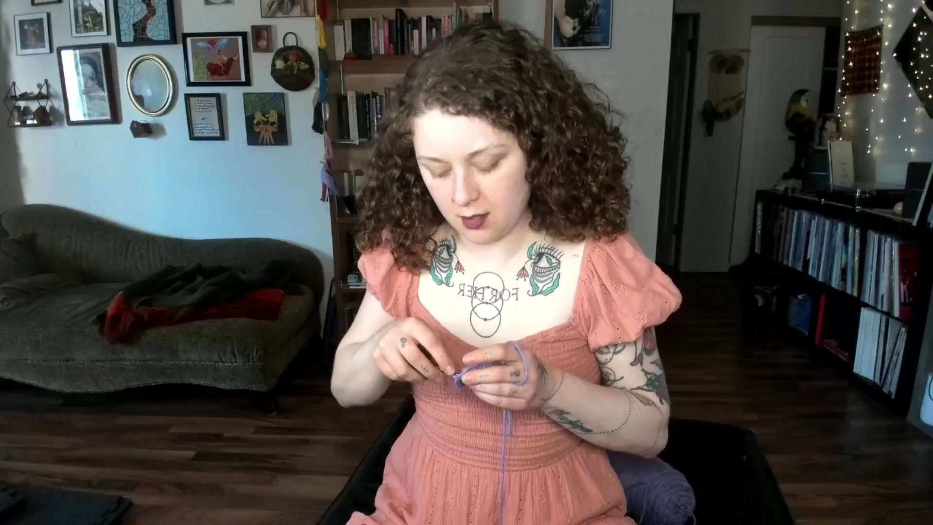 Gallery image thumbnail from PeachyQueen_'s myfreecams stream on, 04/09/2025, 19:17 image 17 of 20