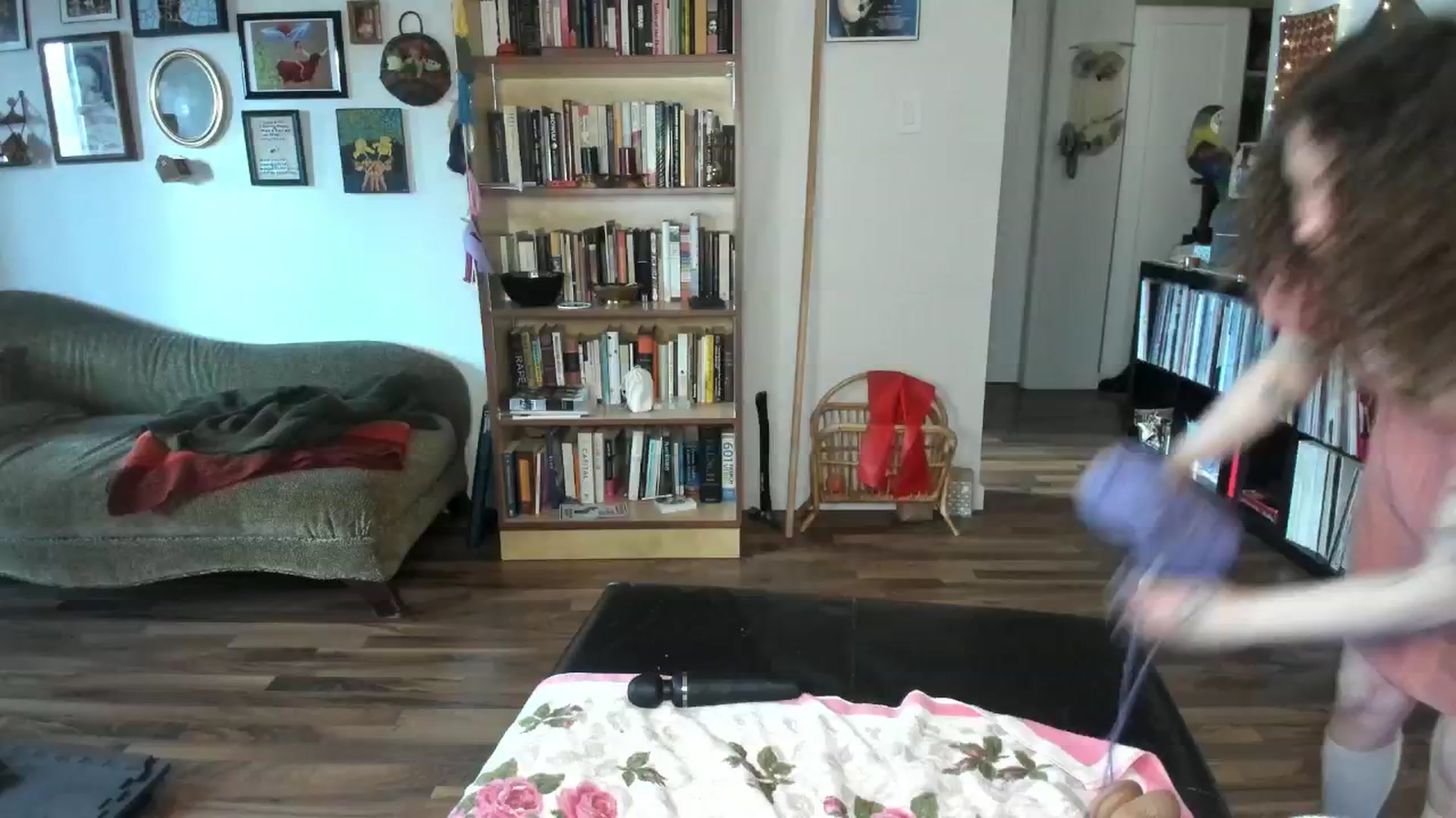 Gallery image thumbnail from PeachyQueen_'s myfreecams stream on, 04/09/2025, 20:54 image 13 of 20