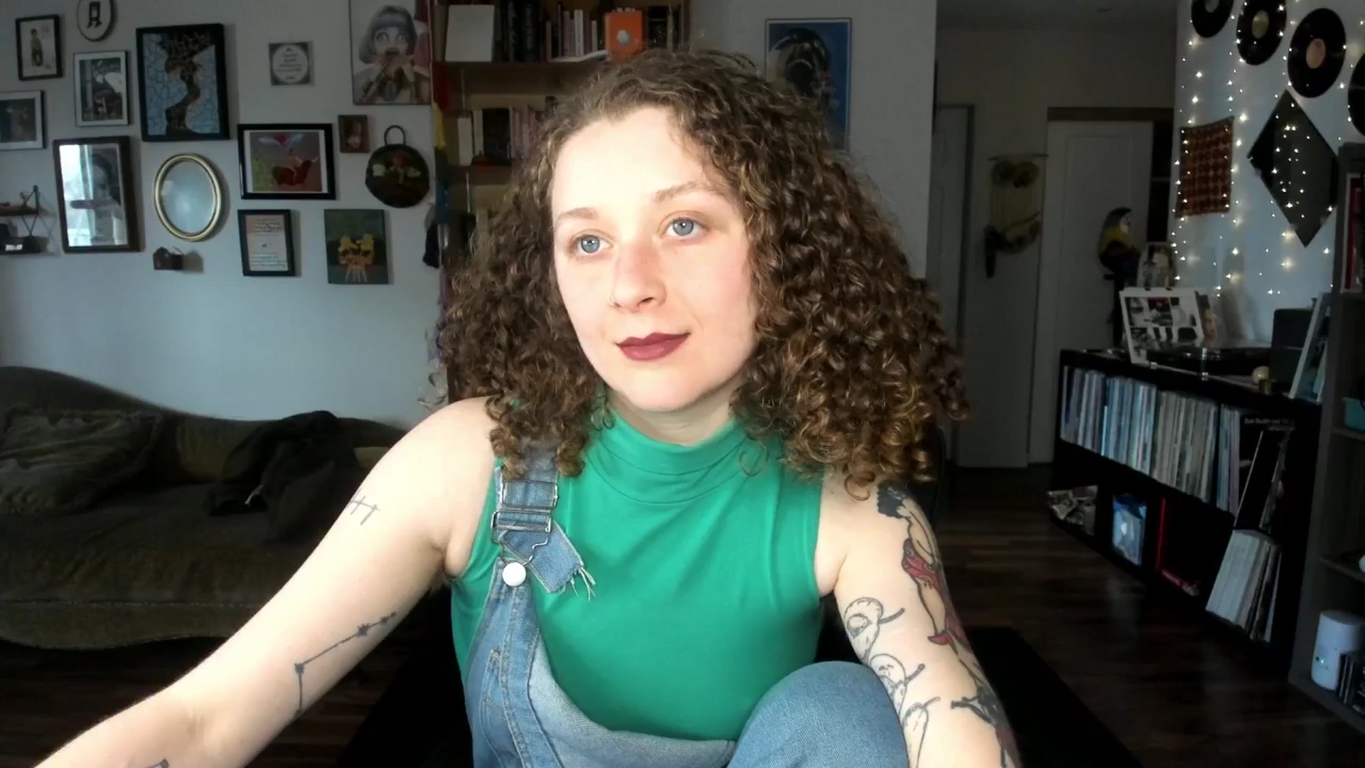 Gallery image thumbnail from PeachyQueen_'s myfreecams stream on, 04/22/2025, 22:18 image 1 of 20