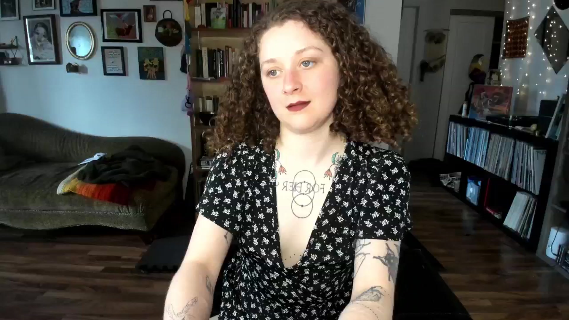 Gallery image thumbnail from PeachyQueen_'s myfreecams stream on, 04/24/2025, 19:55 image 9 of 20