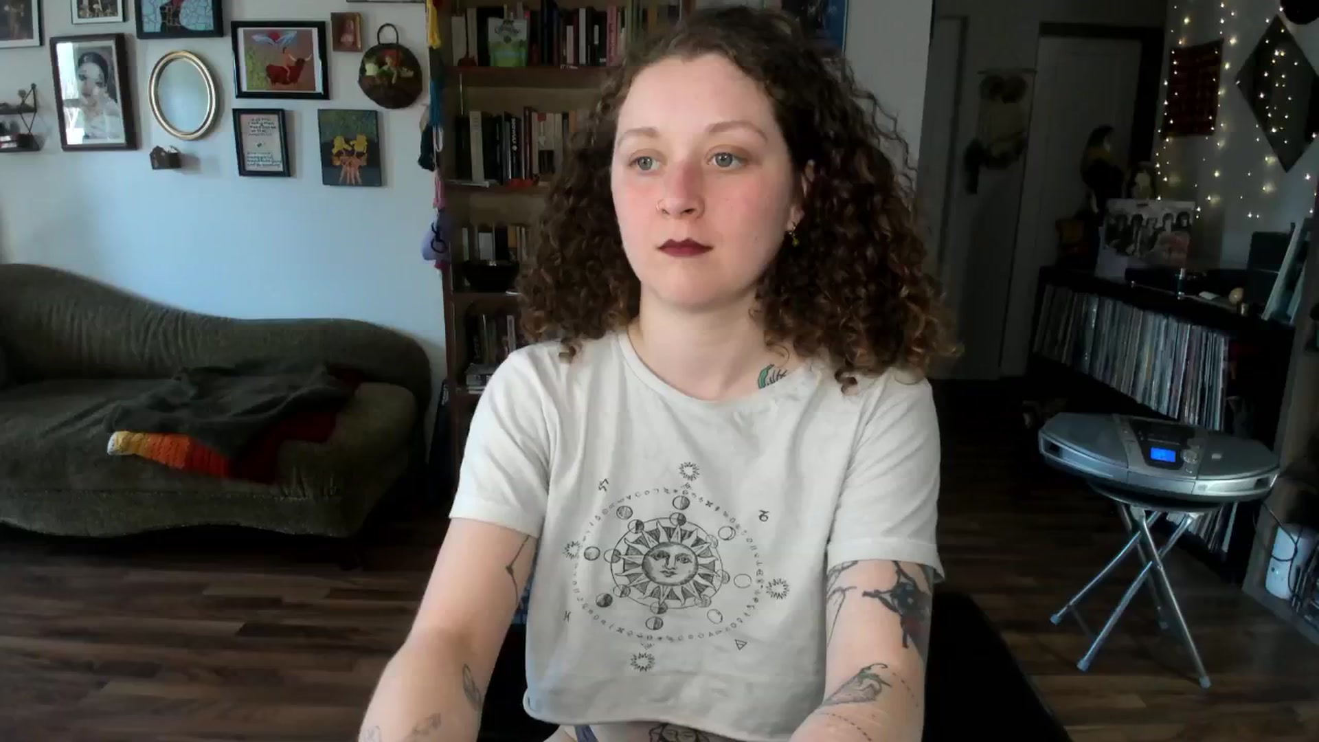 Gallery image thumbnail from PeachyQueen_'s myfreecams stream on, 04/28/2025, 18:16 image 7 of 20