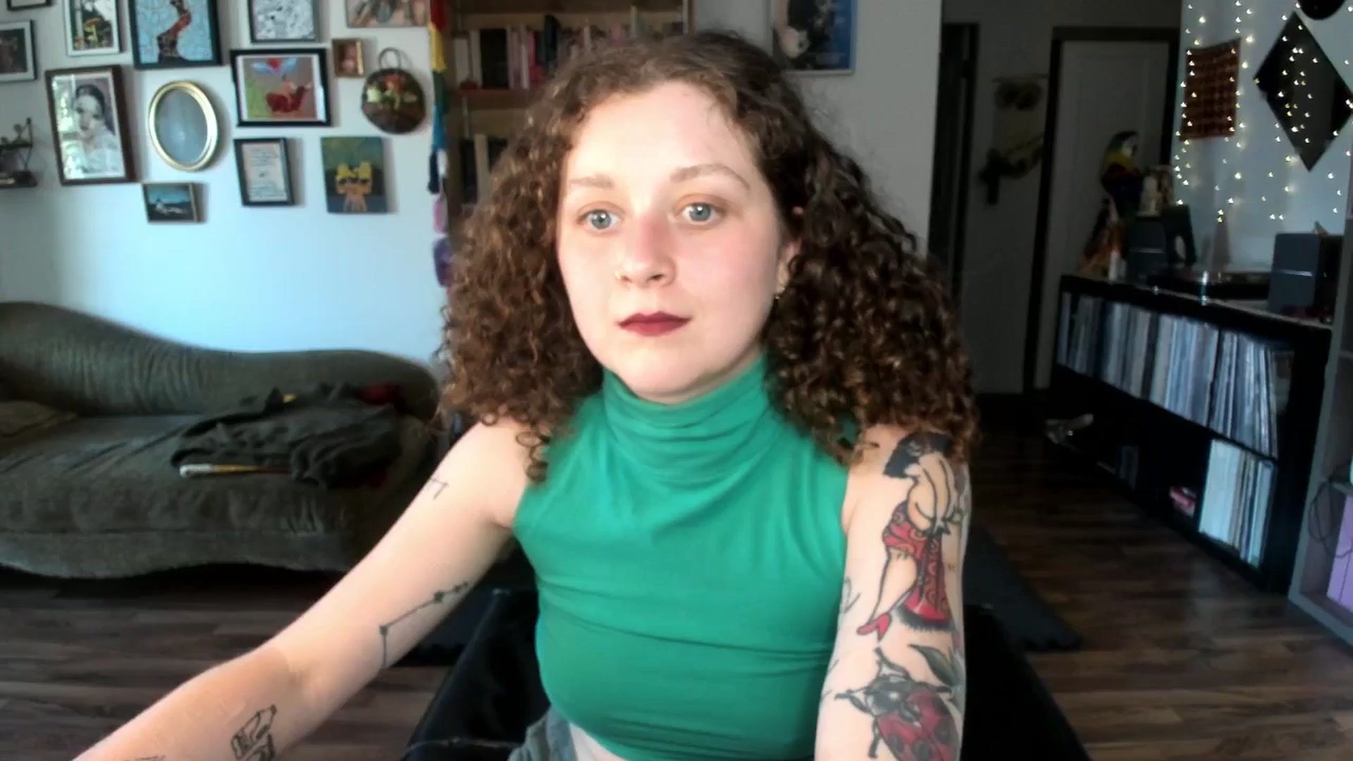 Gallery image thumbnail from PeachyQueen_'s myfreecams stream on, 05/26/2025, 20:41 image 16 of 20