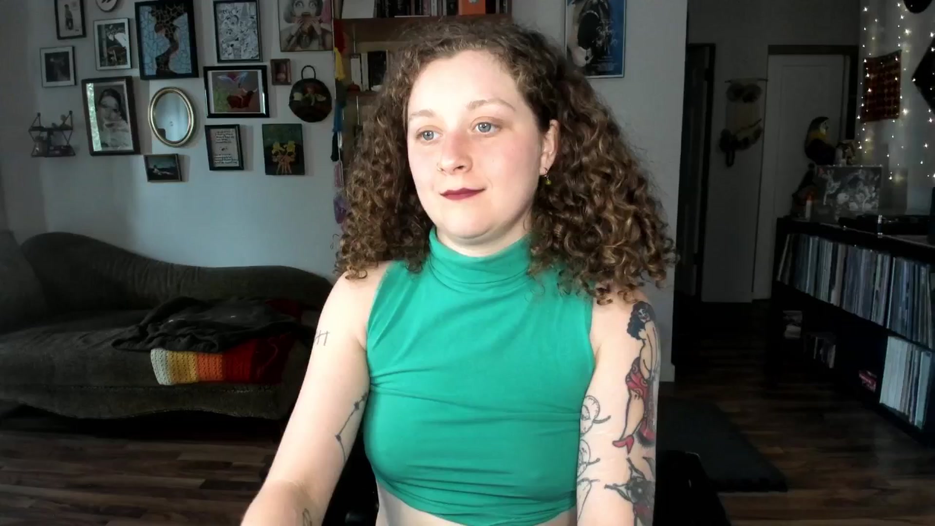 Gallery image thumbnail from PeachyQueen_'s myfreecams stream on, 06/06/2025, 21:51 image 20 of 20