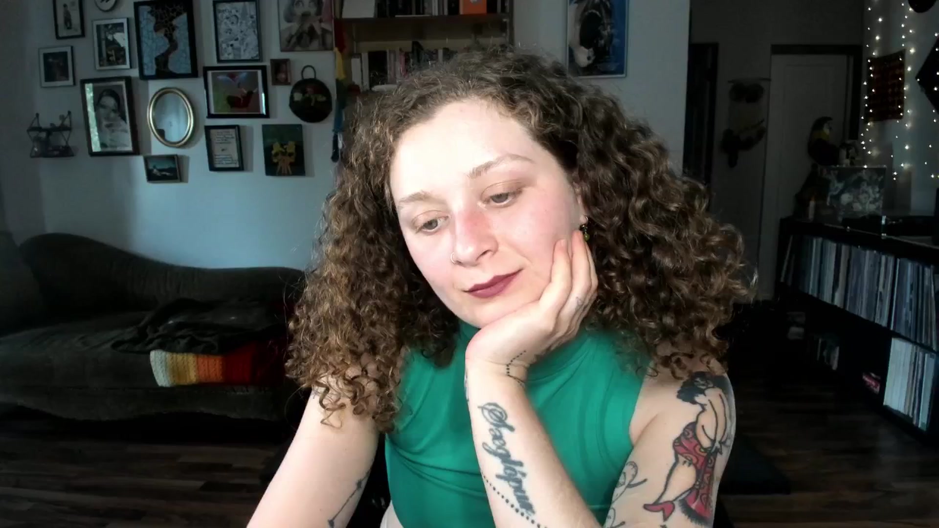 Gallery image thumbnail from PeachyQueen_'s myfreecams stream on, 06/06/2025, 21:51 image 18 of 20