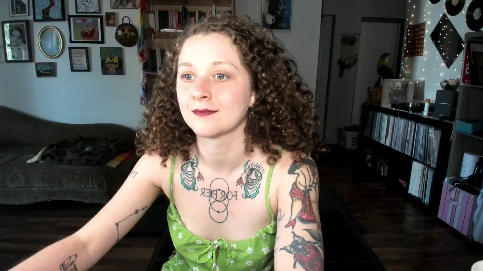 Gallery image thumbnail from PeachyQueen_'s myfreecams stream on, 06/09/2025, 21:58 image 19 of 20