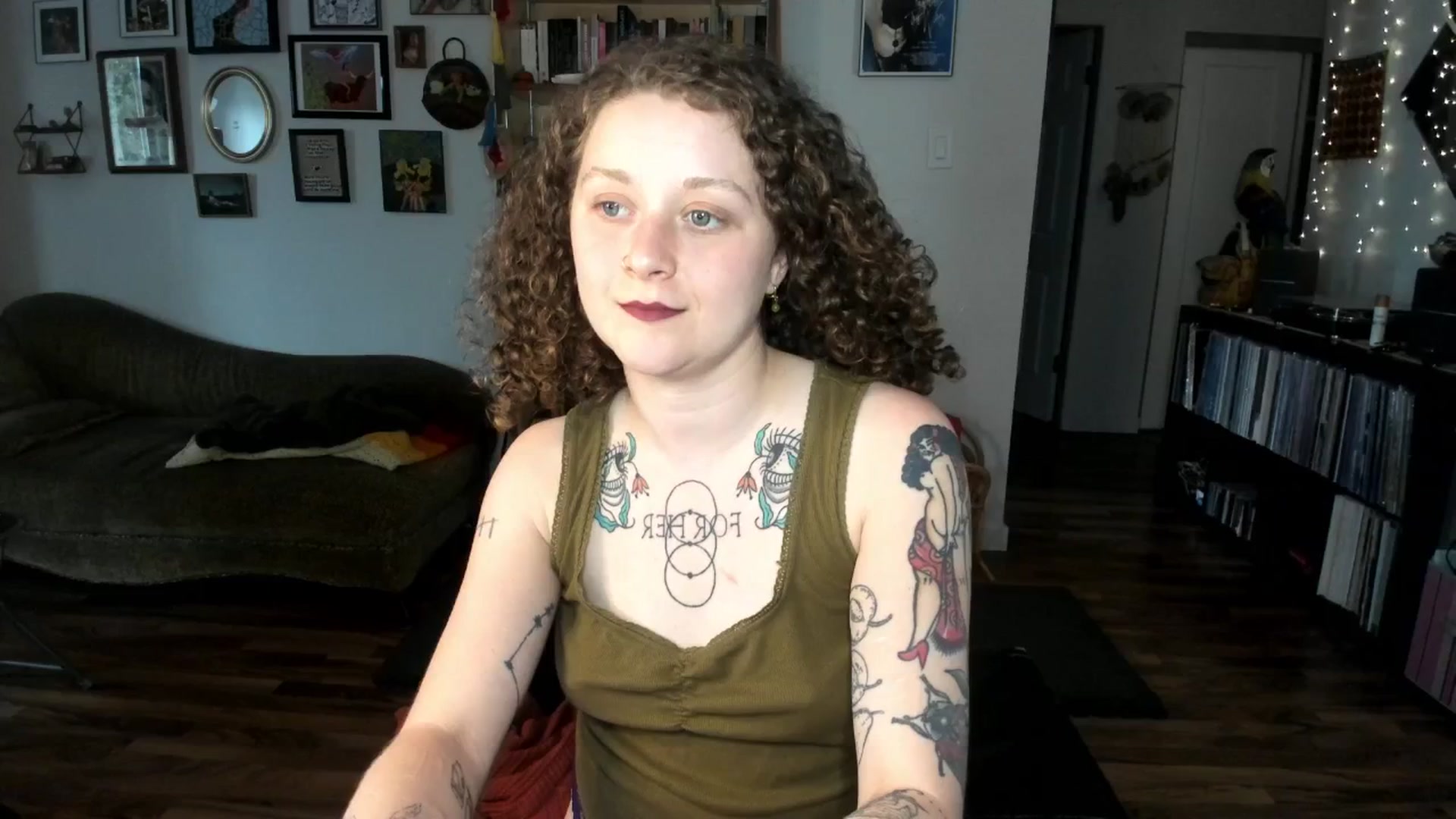 Gallery image thumbnail from PeachyQueen_'s myfreecams stream on, 06/12/2025, 21:30 image 18 of 20