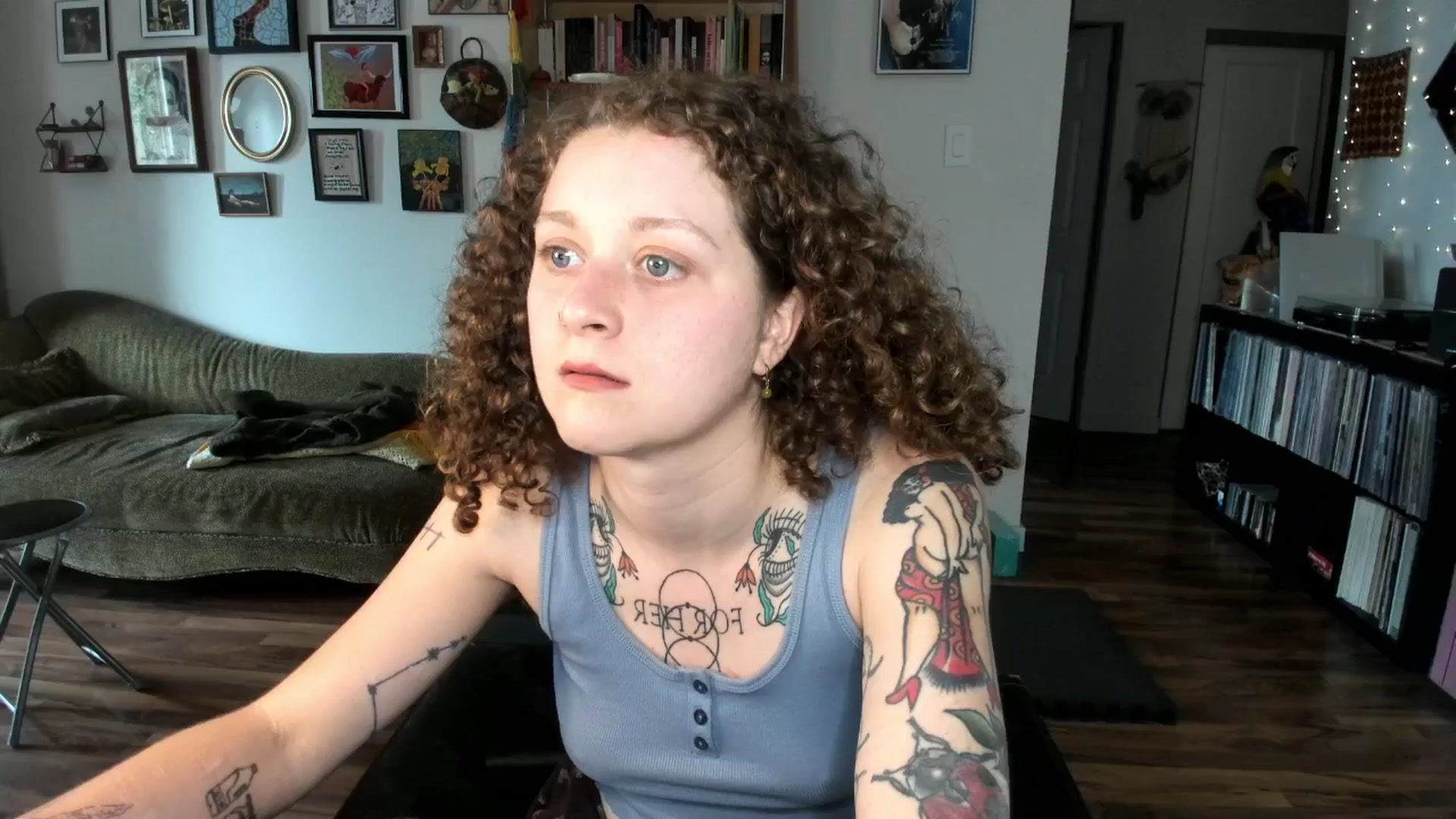 Gallery image thumbnail from PeachyQueen_'s myfreecams stream on, 06/13/2025, 21:10 image 9 of 20