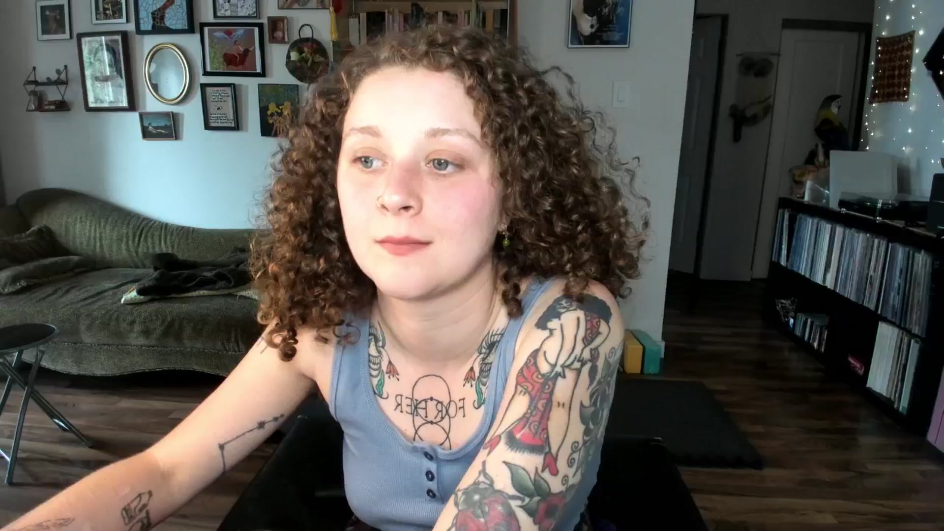 Gallery image thumbnail from PeachyQueen_'s myfreecams stream on, 06/13/2025, 21:10 image 11 of 20