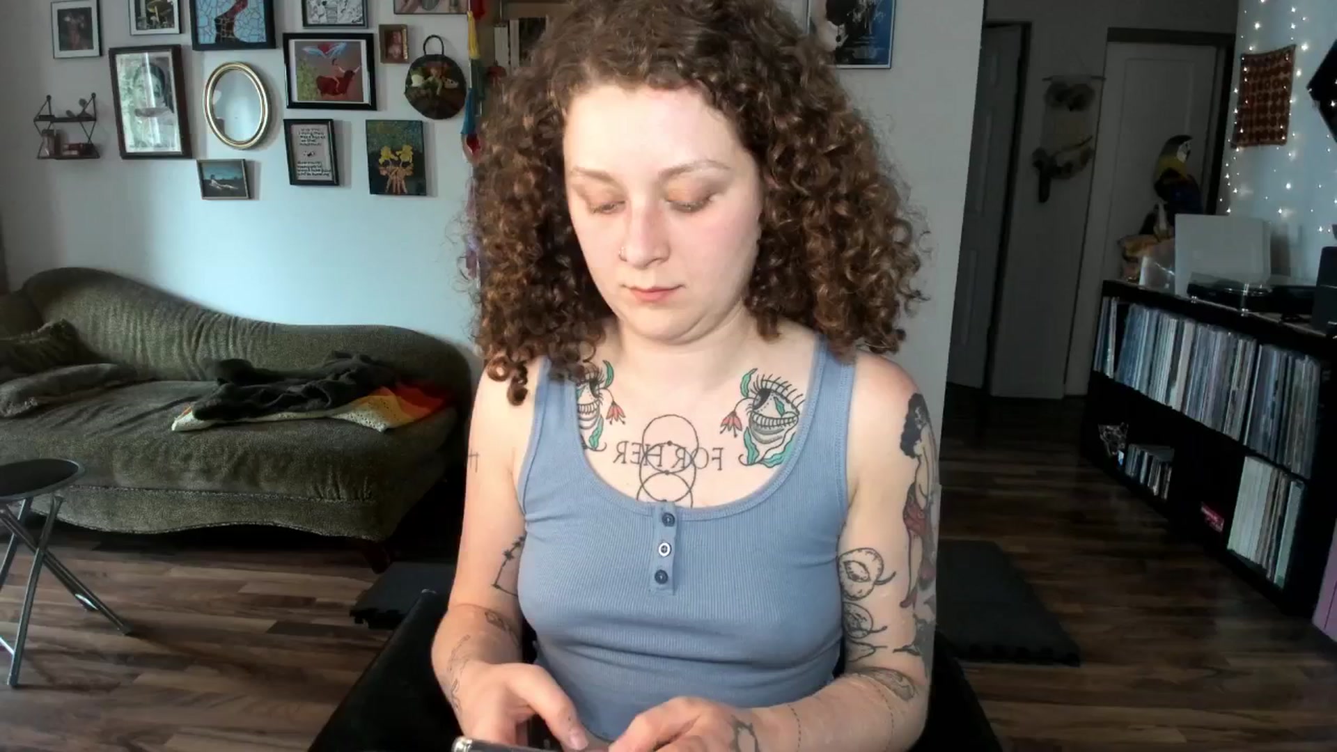 Gallery image thumbnail from PeachyQueen_'s myfreecams stream on, 06/13/2025, 21:10 image 10 of 20