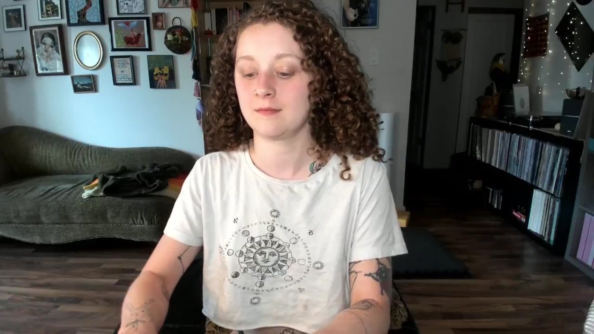 Gallery image thumbnail from PeachyQueen_'s myfreecams stream on, 07/03/2025, 19:53 image 18 of 20