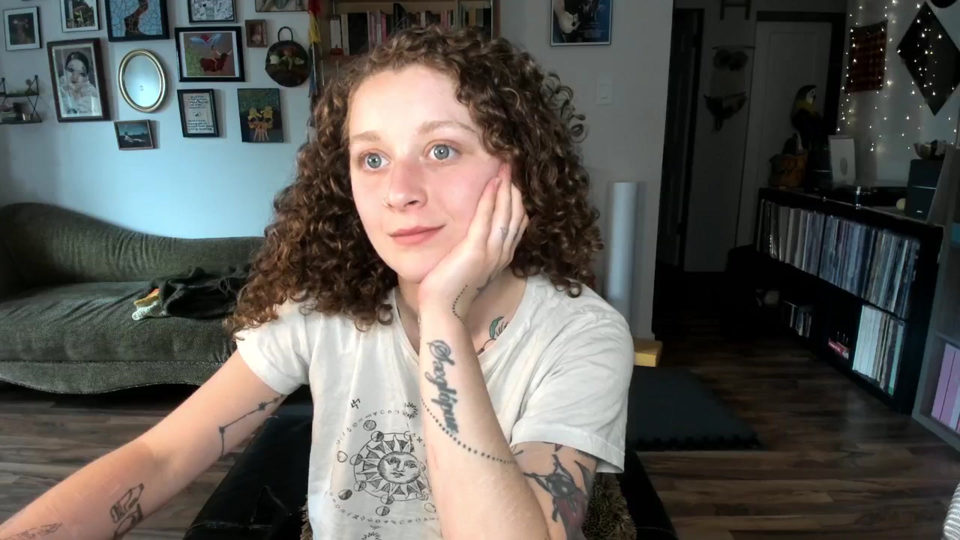 Gallery image thumbnail from PeachyQueen_'s myfreecams stream on, 07/03/2025, 19:53 image 20 of 20