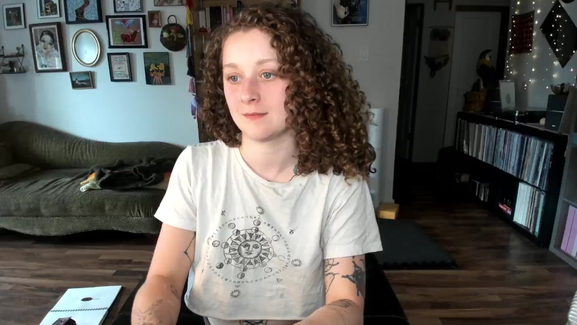 Gallery image thumbnail from PeachyQueen_'s myfreecams stream on, 07/03/2025, 19:53 image 9 of 20