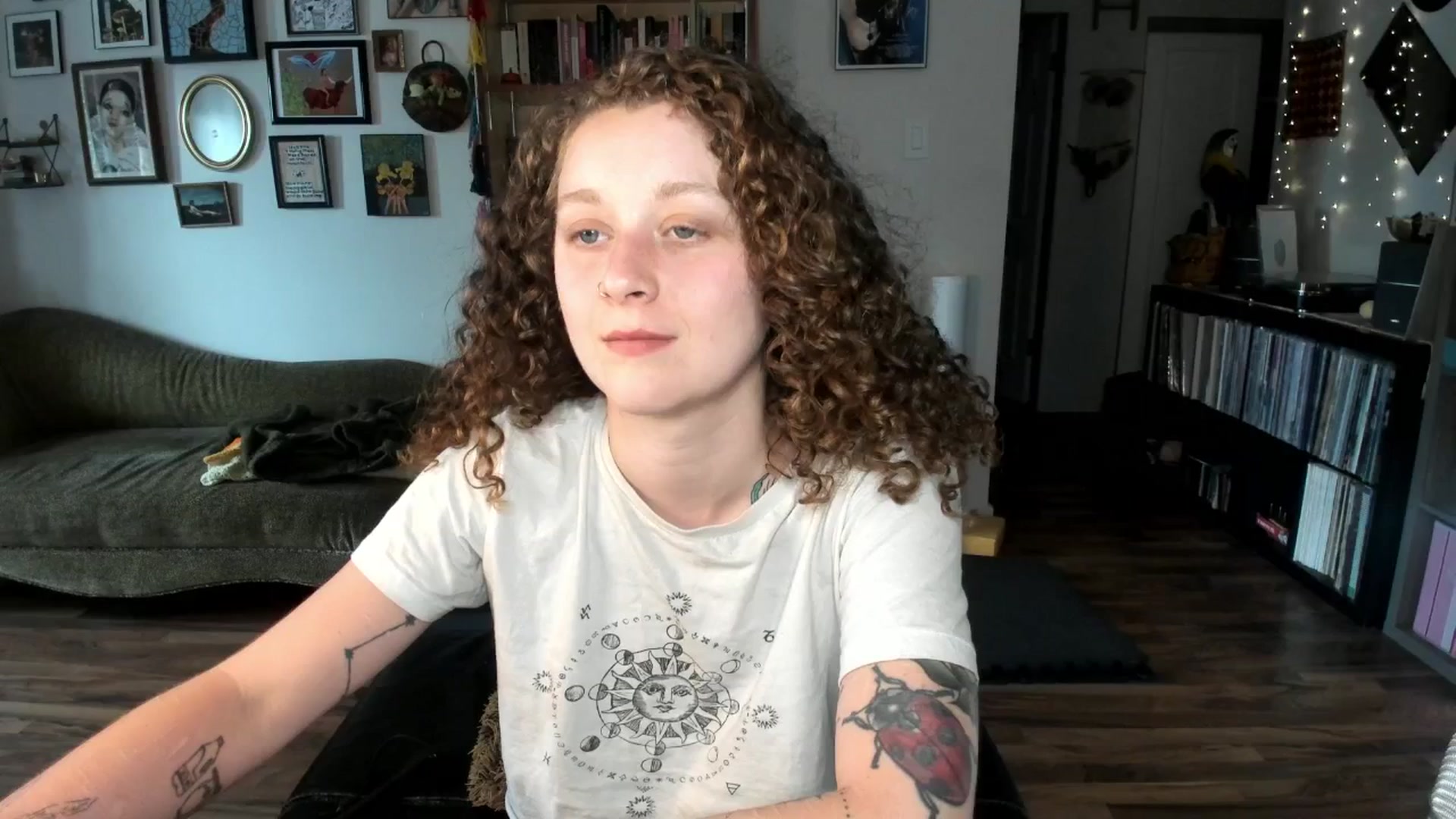 Gallery image thumbnail from PeachyQueen_'s myfreecams stream on, 07/03/2025, 20:24 image 3 of 20