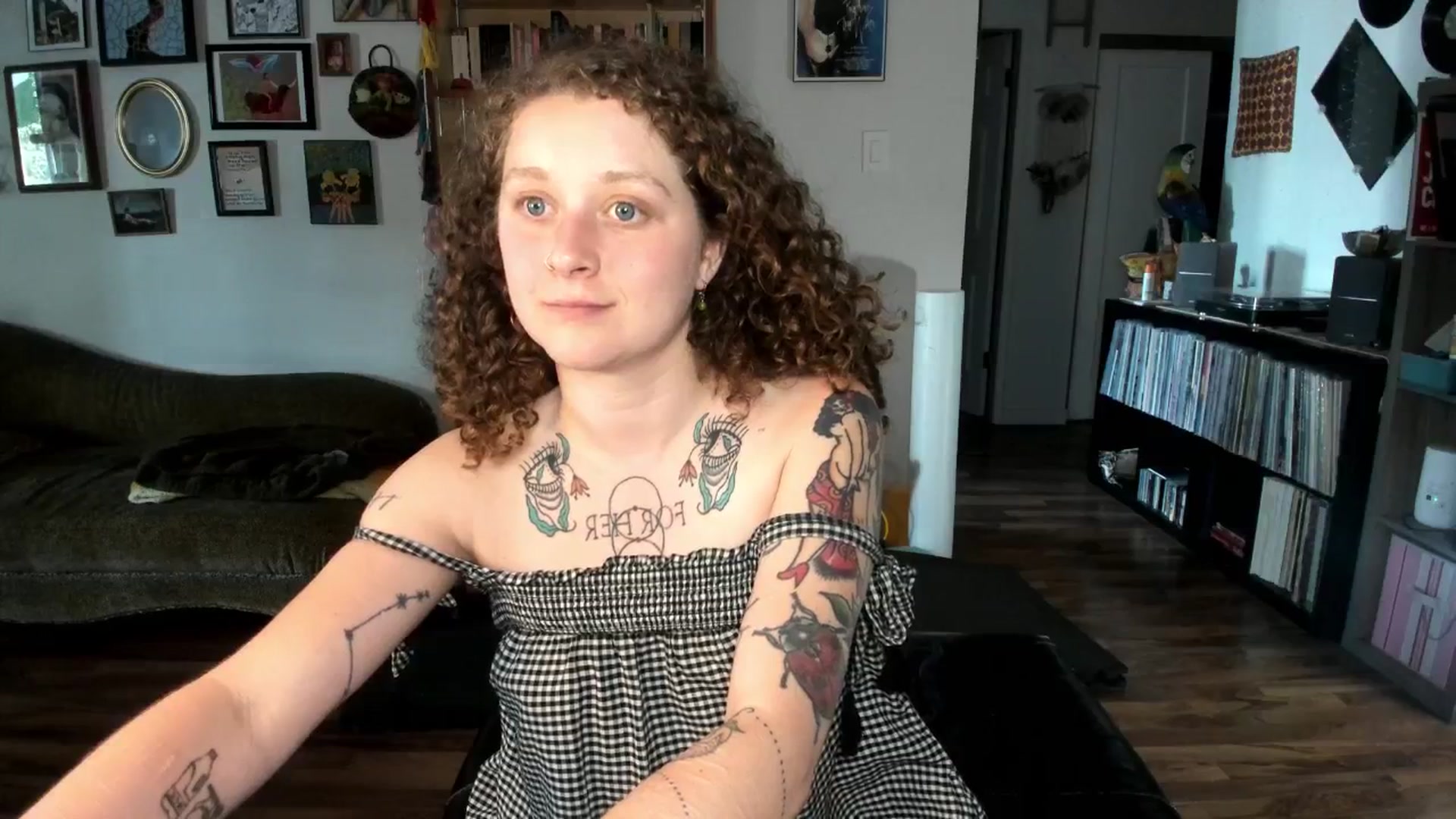Gallery image thumbnail from PeachyQueen_'s myfreecams stream on, 07/07/2025, 23:09 image 19 of 20