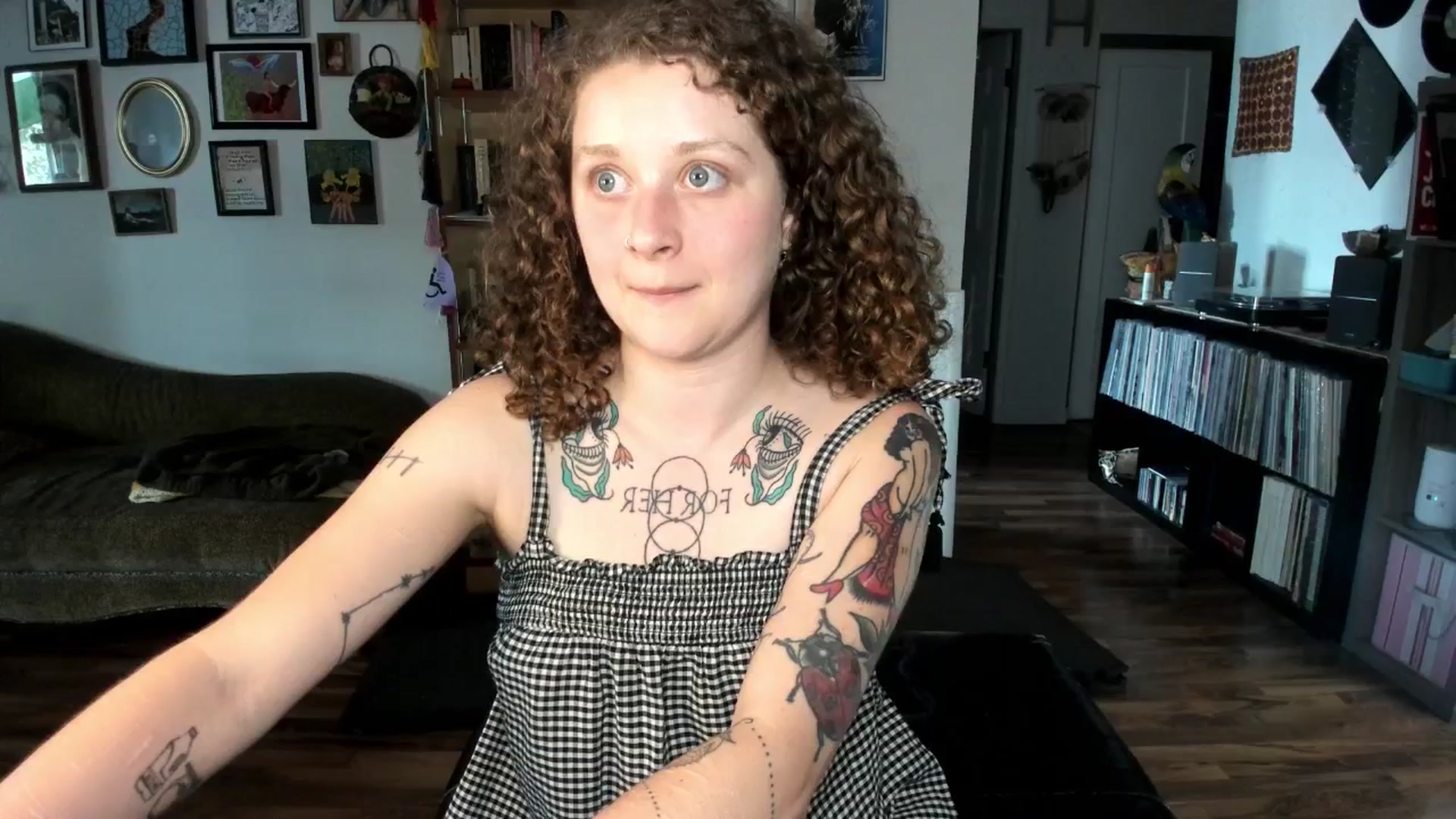 Gallery image thumbnail from PeachyQueen_'s myfreecams stream on, 07/07/2025, 23:09 image 1 of 20