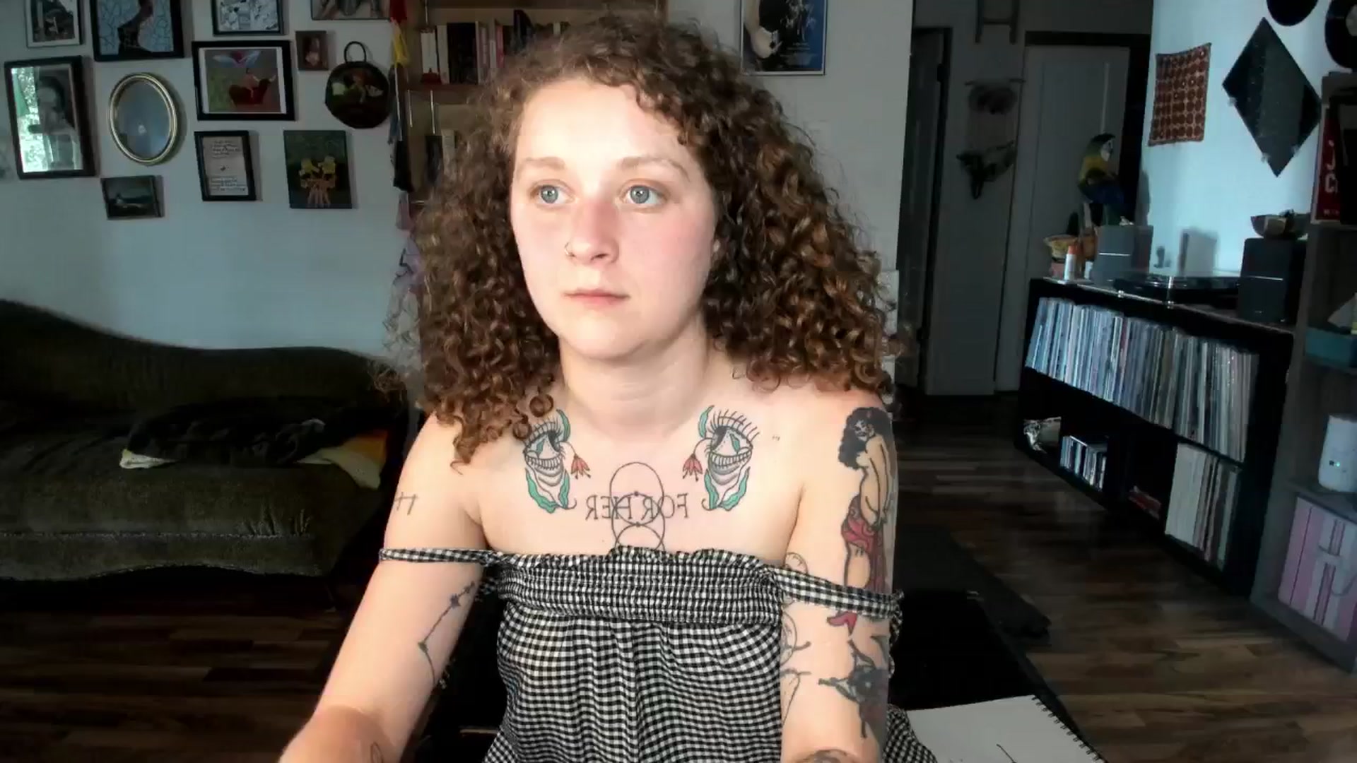 Gallery image thumbnail from PeachyQueen_'s myfreecams stream on, 07/07/2025, 23:09 image 5 of 20