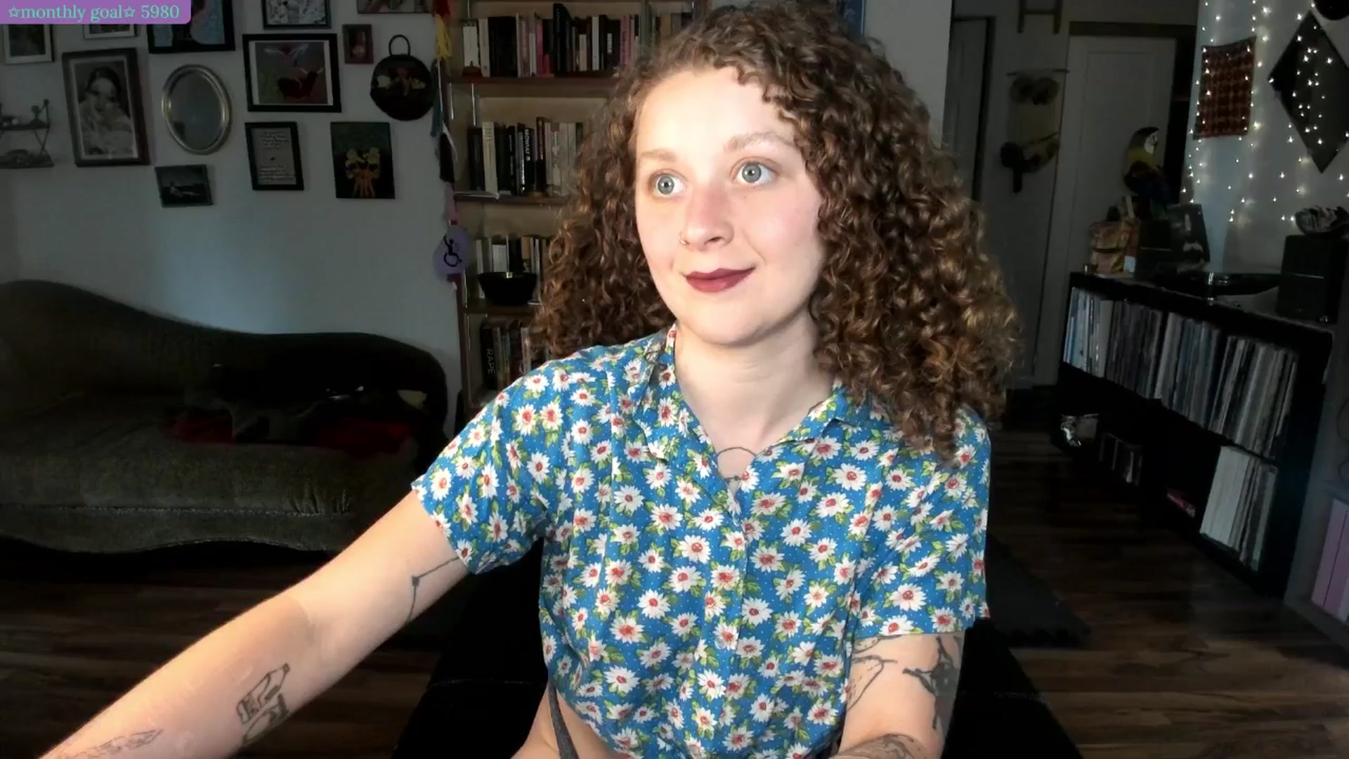 Gallery image thumbnail from PeachyQueen_'s myfreecams stream on, 07/14/2025, 20:18 image 10 of 20