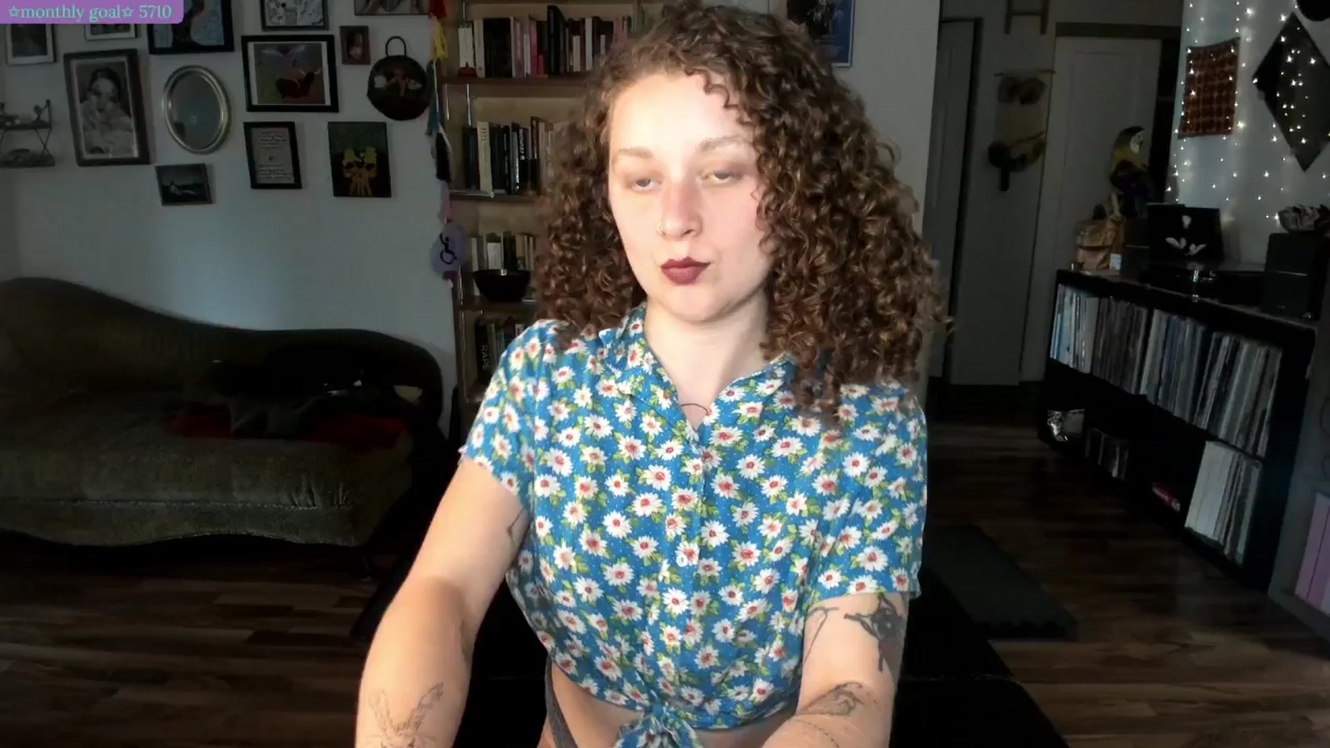 Gallery image thumbnail from PeachyQueen_'s myfreecams stream on, 07/14/2025, 20:18 image 19 of 20