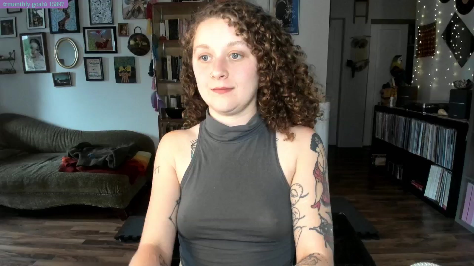 Gallery image thumbnail from PeachyQueen_'s myfreecams stream on, 07/21/2025, 20:46 image 16 of 20