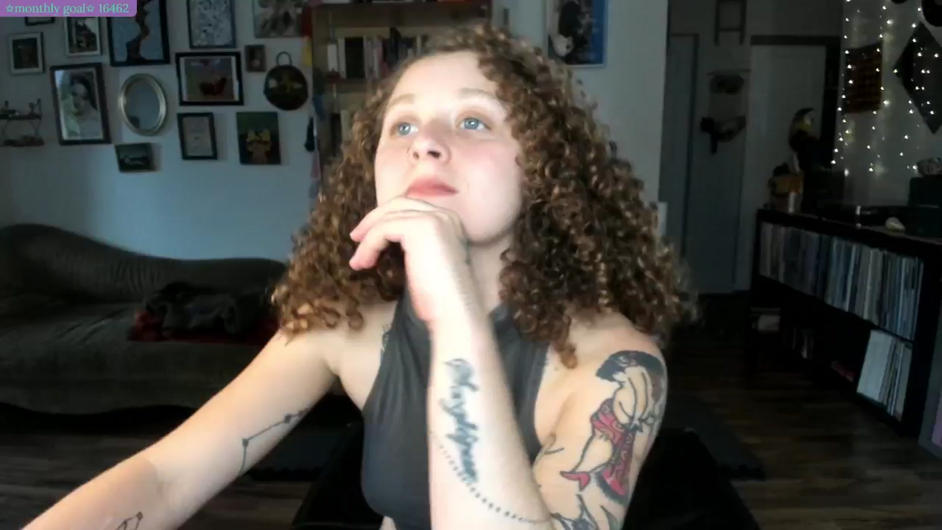 Gallery image thumbnail from PeachyQueen_'s myfreecams stream on, 07/21/2025, 20:46 image 4 of 20