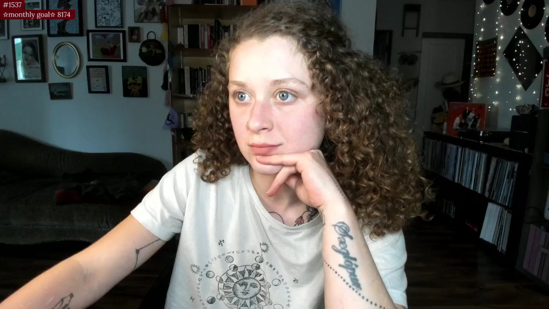 Gallery image thumbnail from PeachyQueen_'s myfreecams stream on, 07/23/2025, 20:35 image 6 of 20