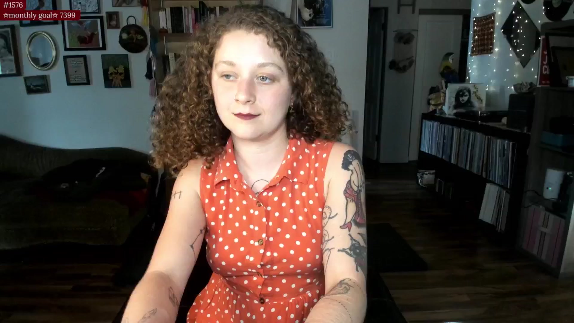 Gallery image thumbnail from PeachyQueen_'s myfreecams stream on, 07/25/2025, 22:14 image 18 of 20