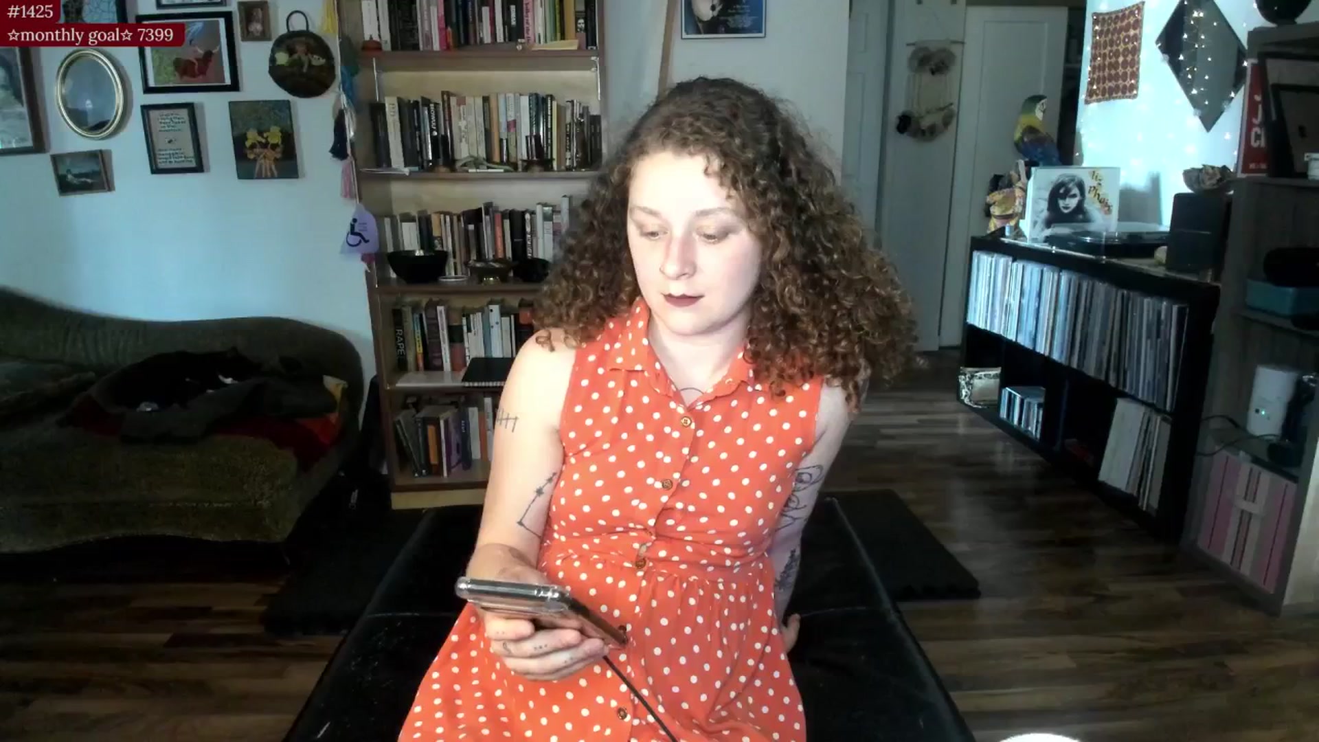 Gallery image thumbnail from PeachyQueen_'s myfreecams stream on, 07/25/2025, 23:03 image 16 of 20